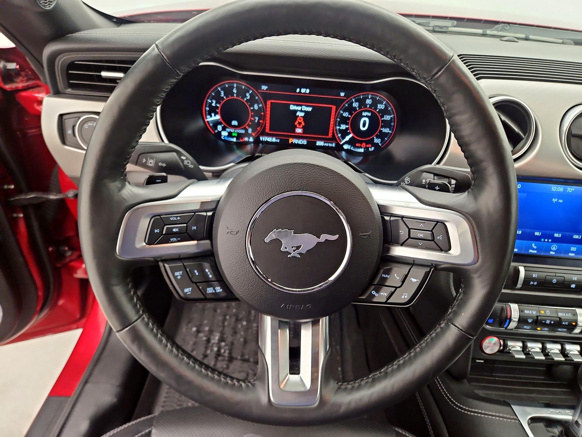 Thumbnail: 2022 Ford Mustang - 10