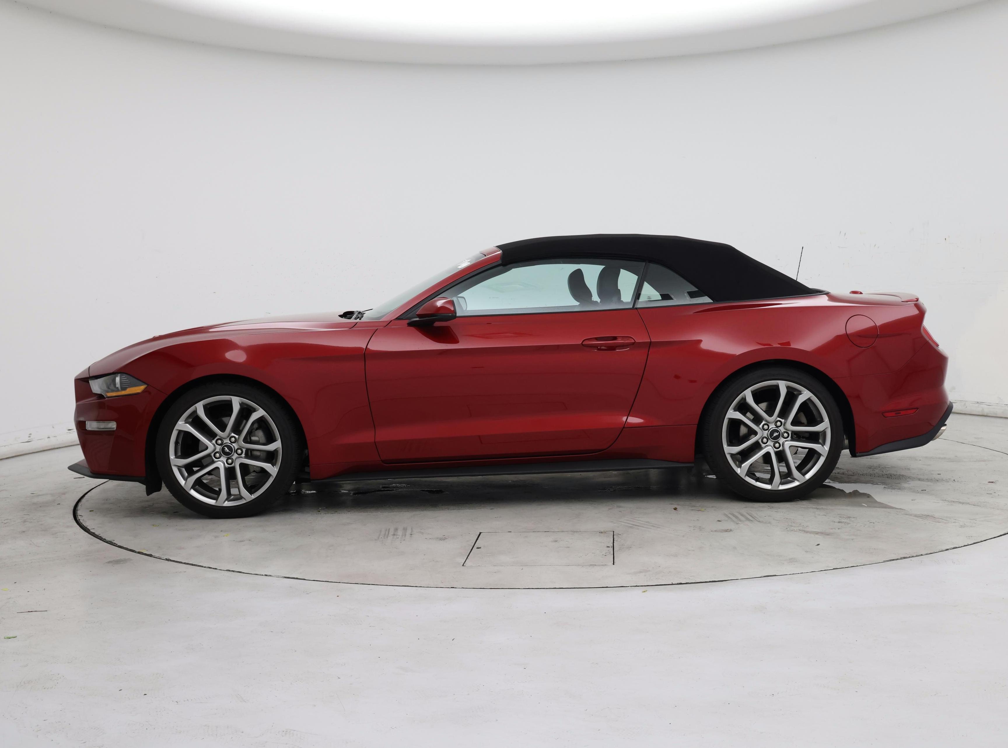 Thumbnail: 2022 Ford Mustang - 3