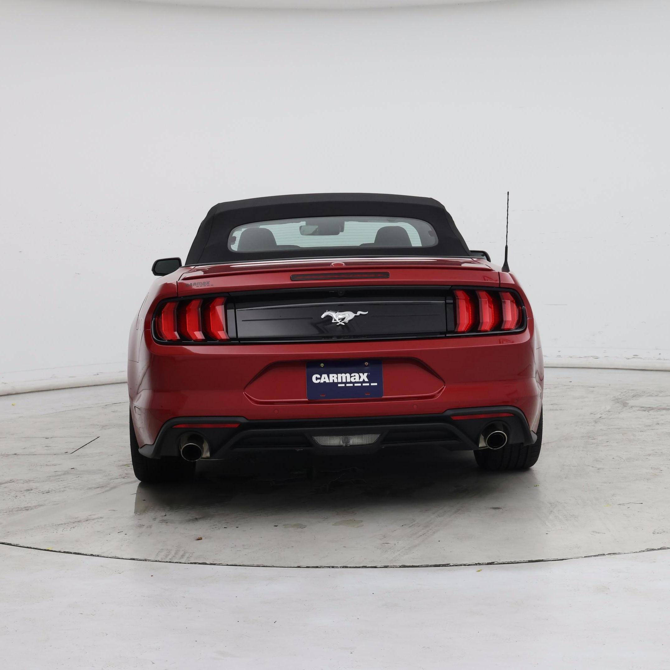 Thumbnail: 2022 Ford Mustang - 6