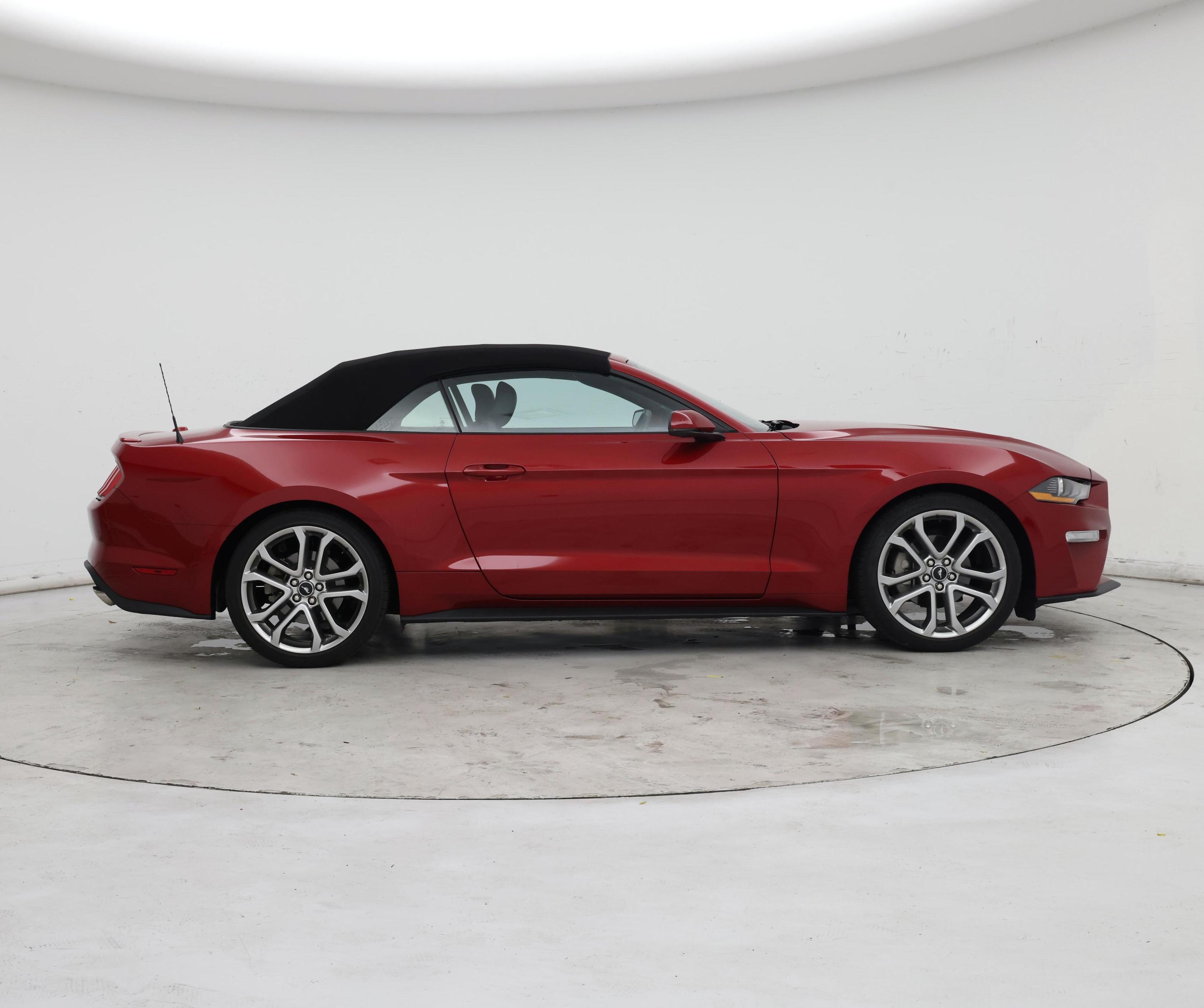 Thumbnail: 2022 Ford Mustang - 7