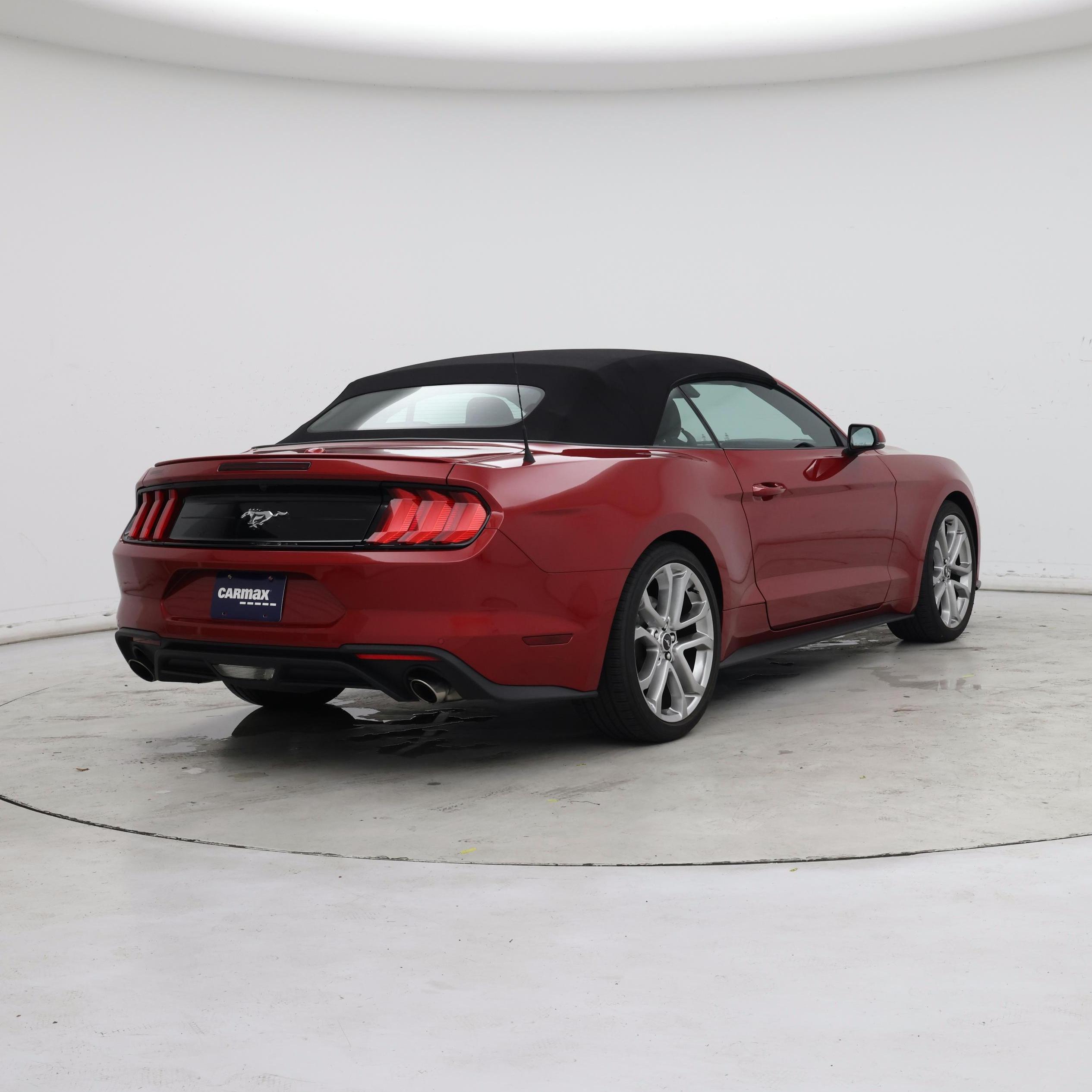 Thumbnail: 2022 Ford Mustang - 8