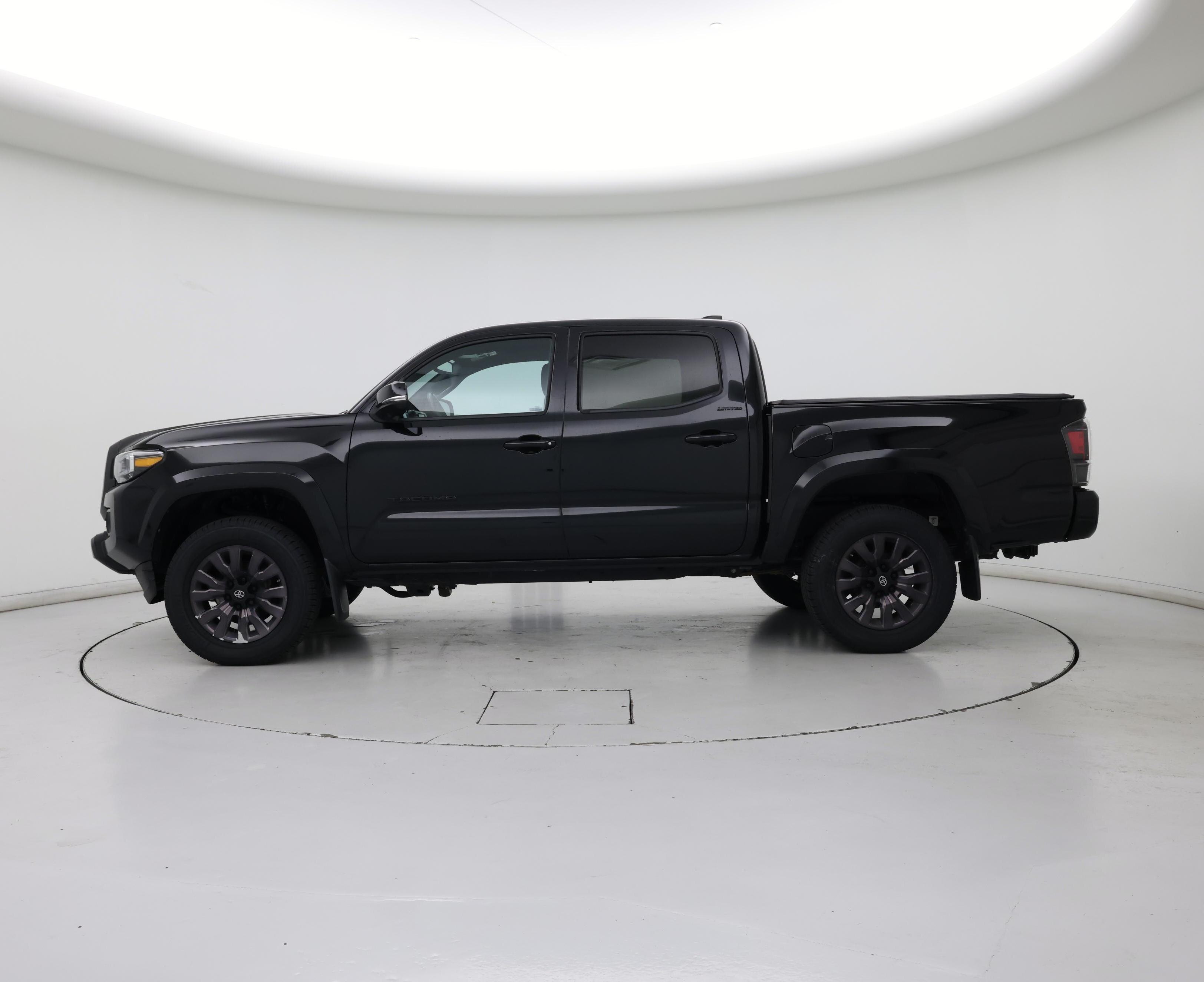 Thumbnail: 2021 Toyota Tacoma - 3