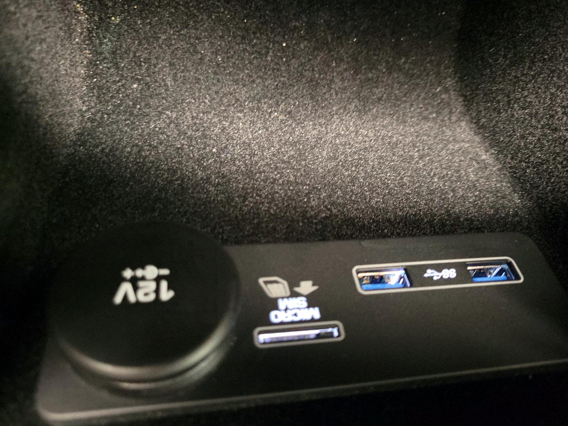 Thumbnail: 2020 Jaguar XE - 18