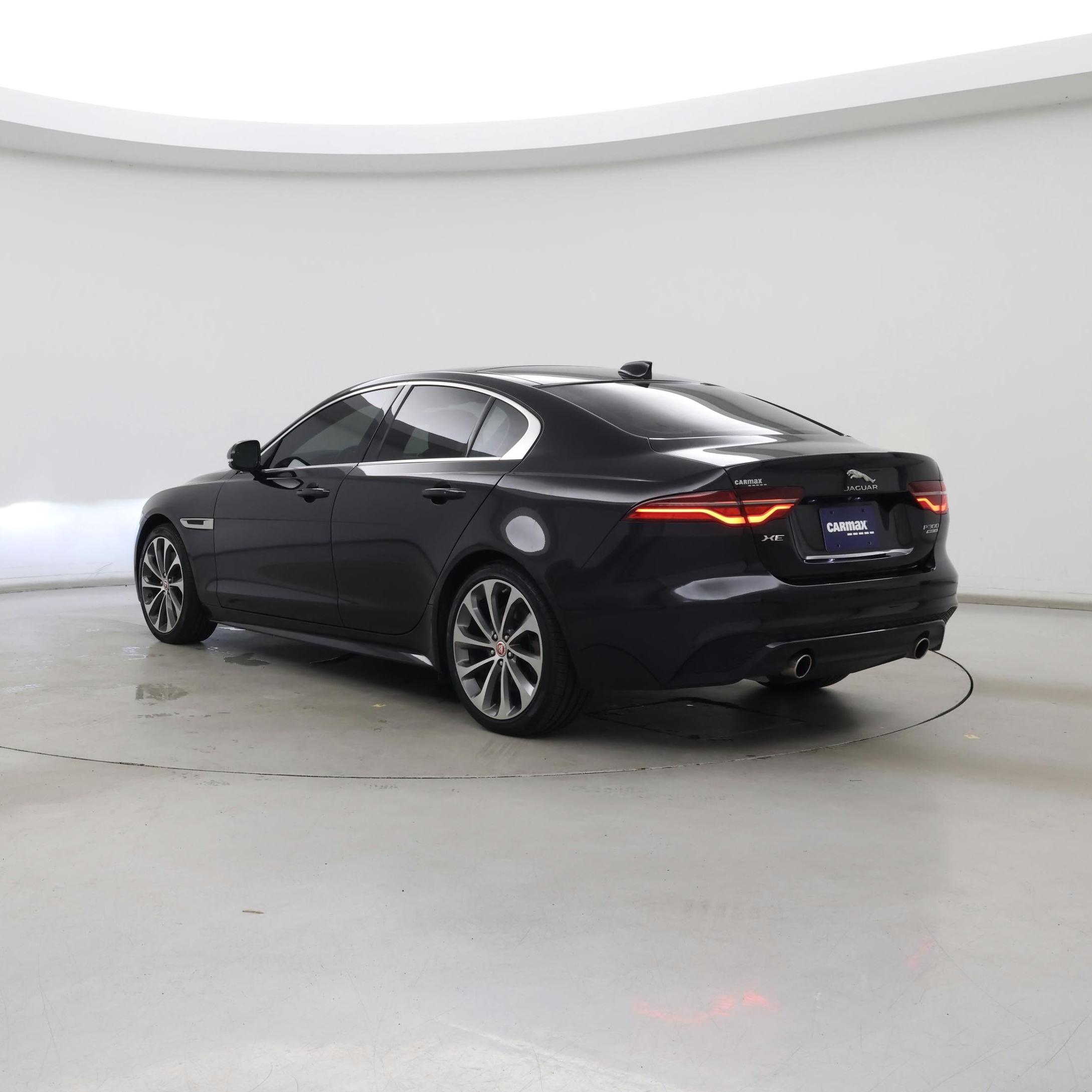 Thumbnail: 2020 Jaguar XE - 2
