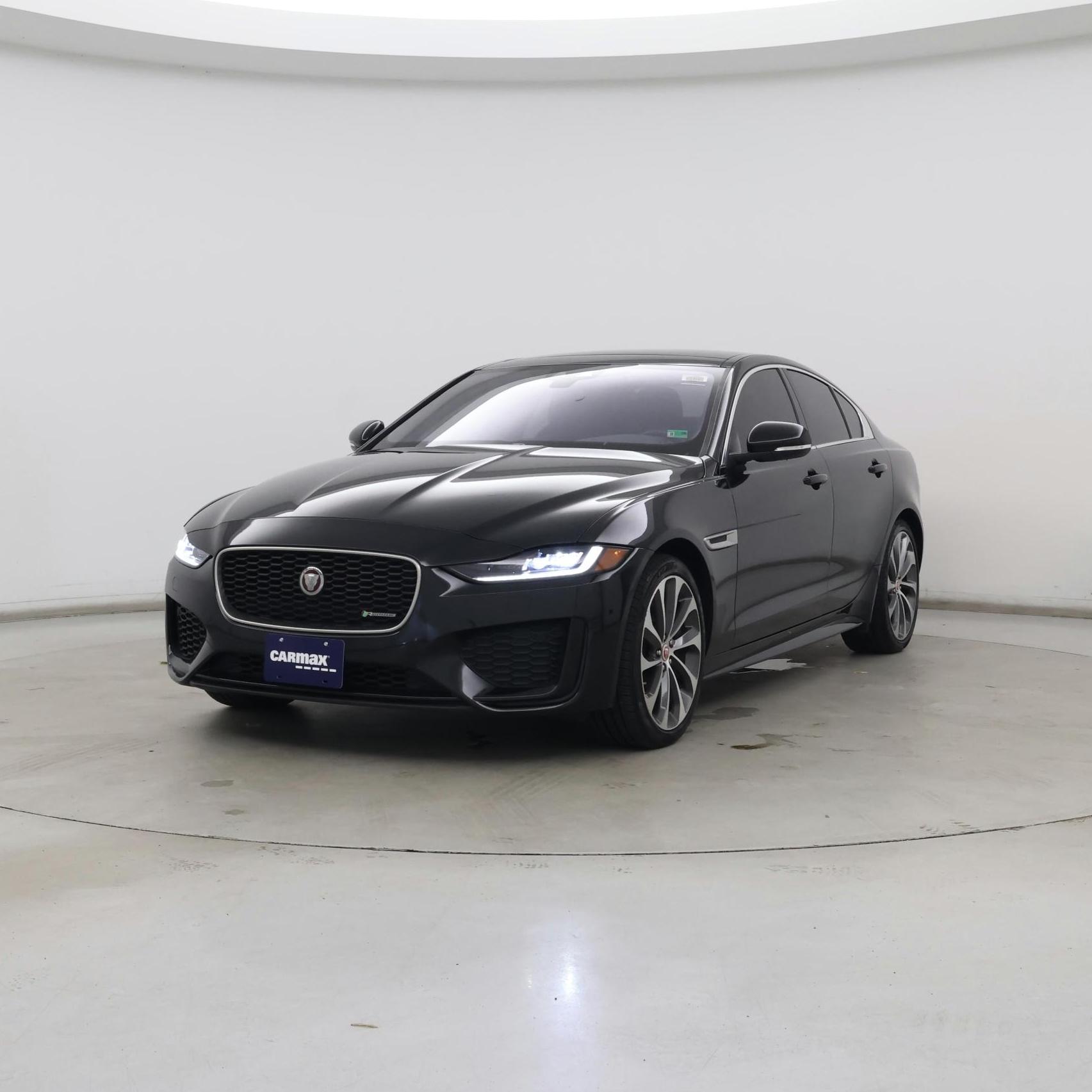 Thumbnail: 2020 Jaguar XE - 4