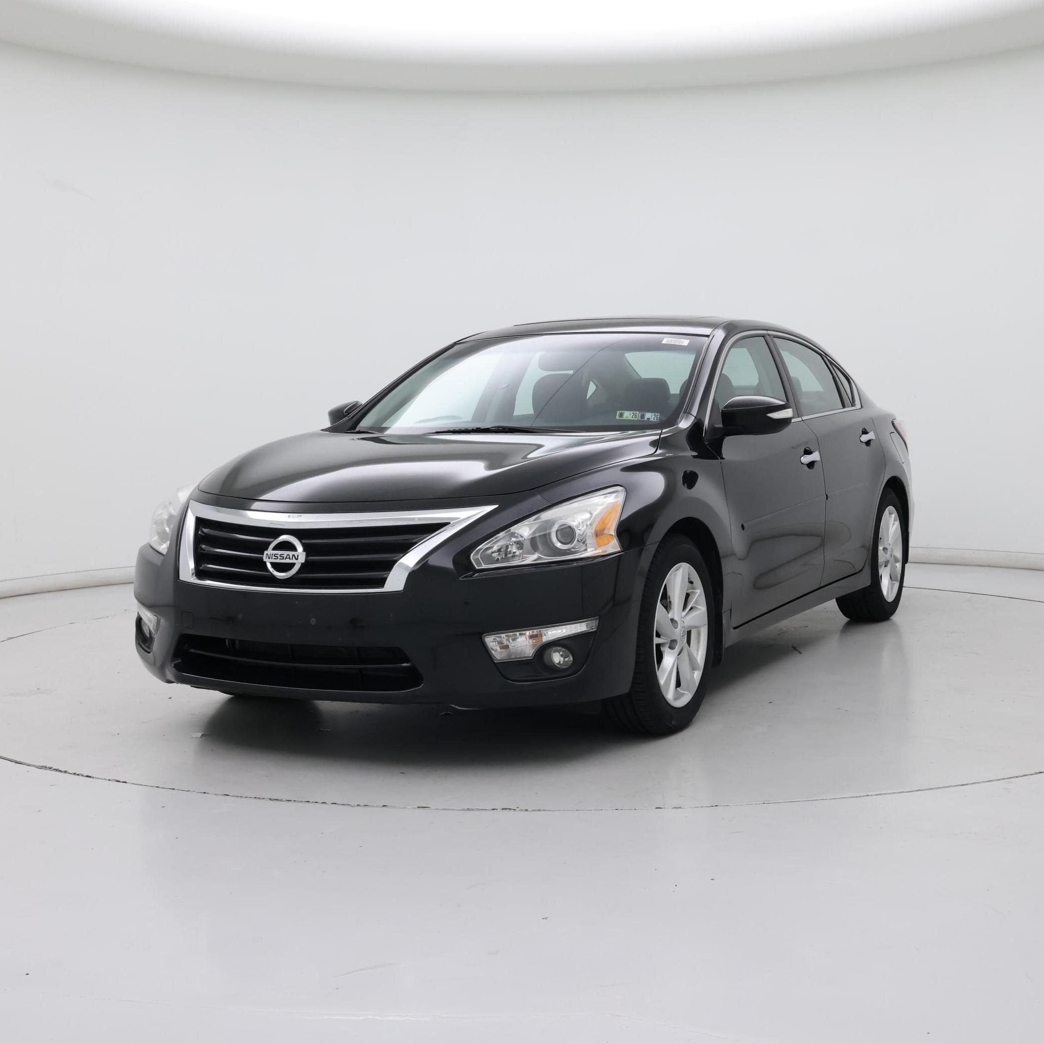 Thumbnail: 2015 Nissan Altima - 4