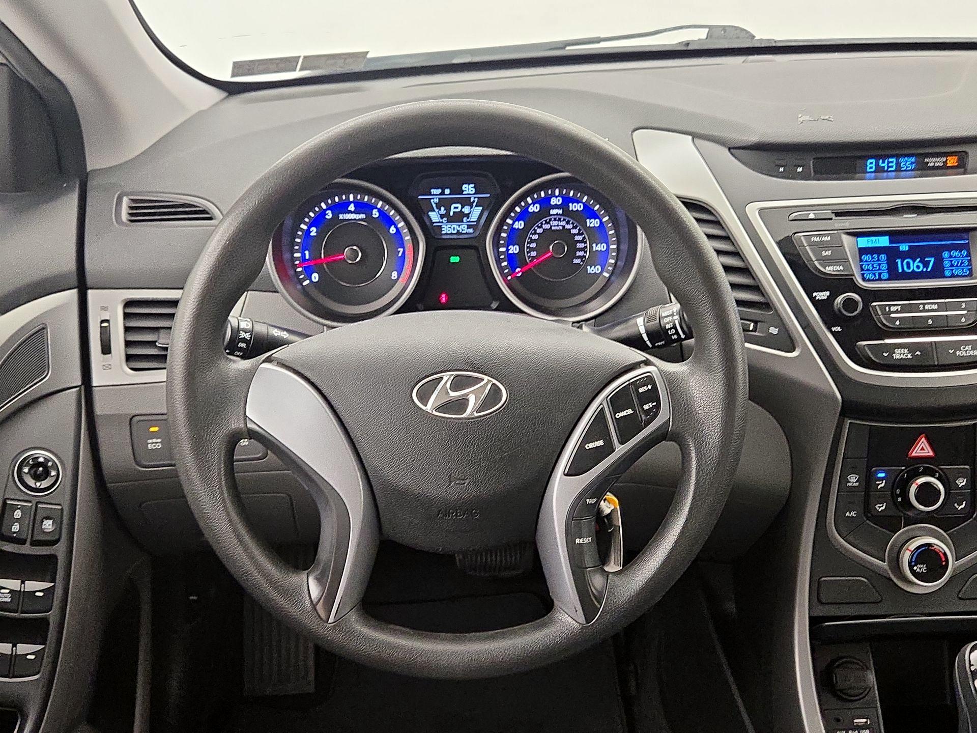 Thumbnail: 2016 Hyundai Elantra - 10