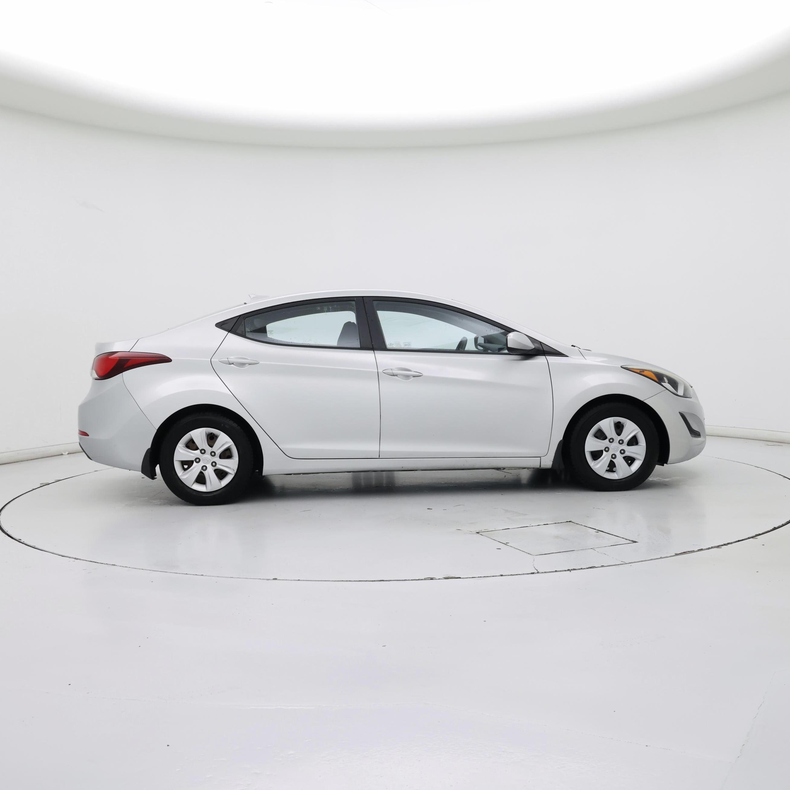 Thumbnail: 2016 Hyundai Elantra - 7