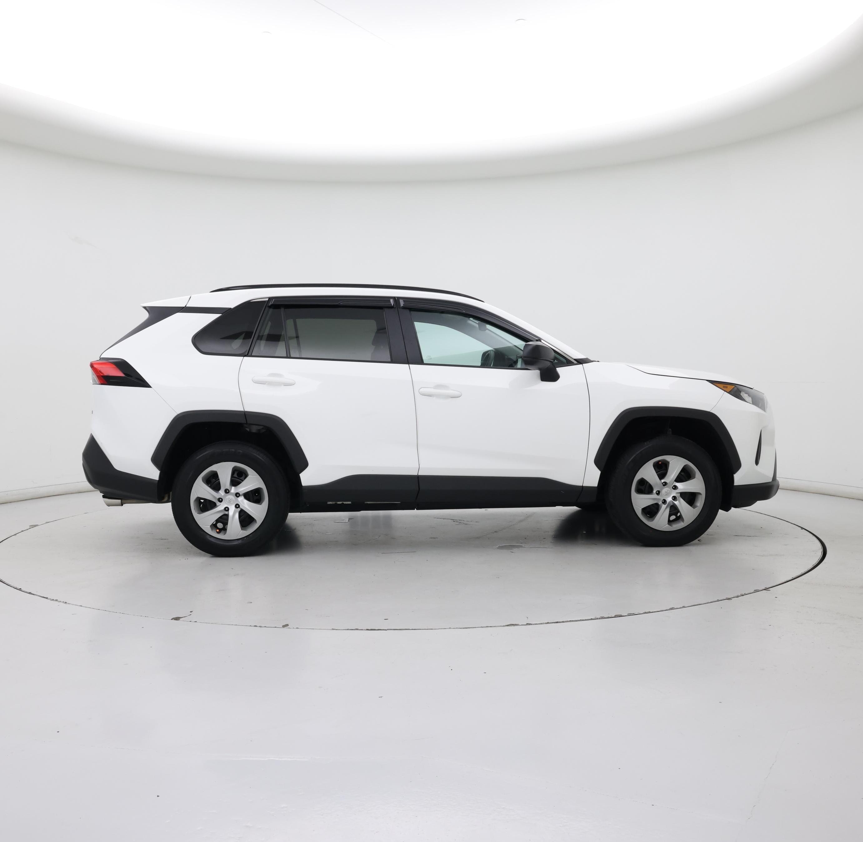 Thumbnail: 2021 Toyota RAV4 - 7