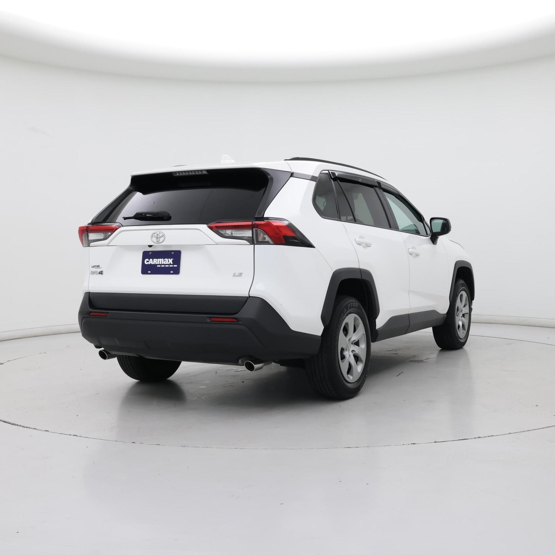 Thumbnail: 2021 Toyota RAV4 - 8