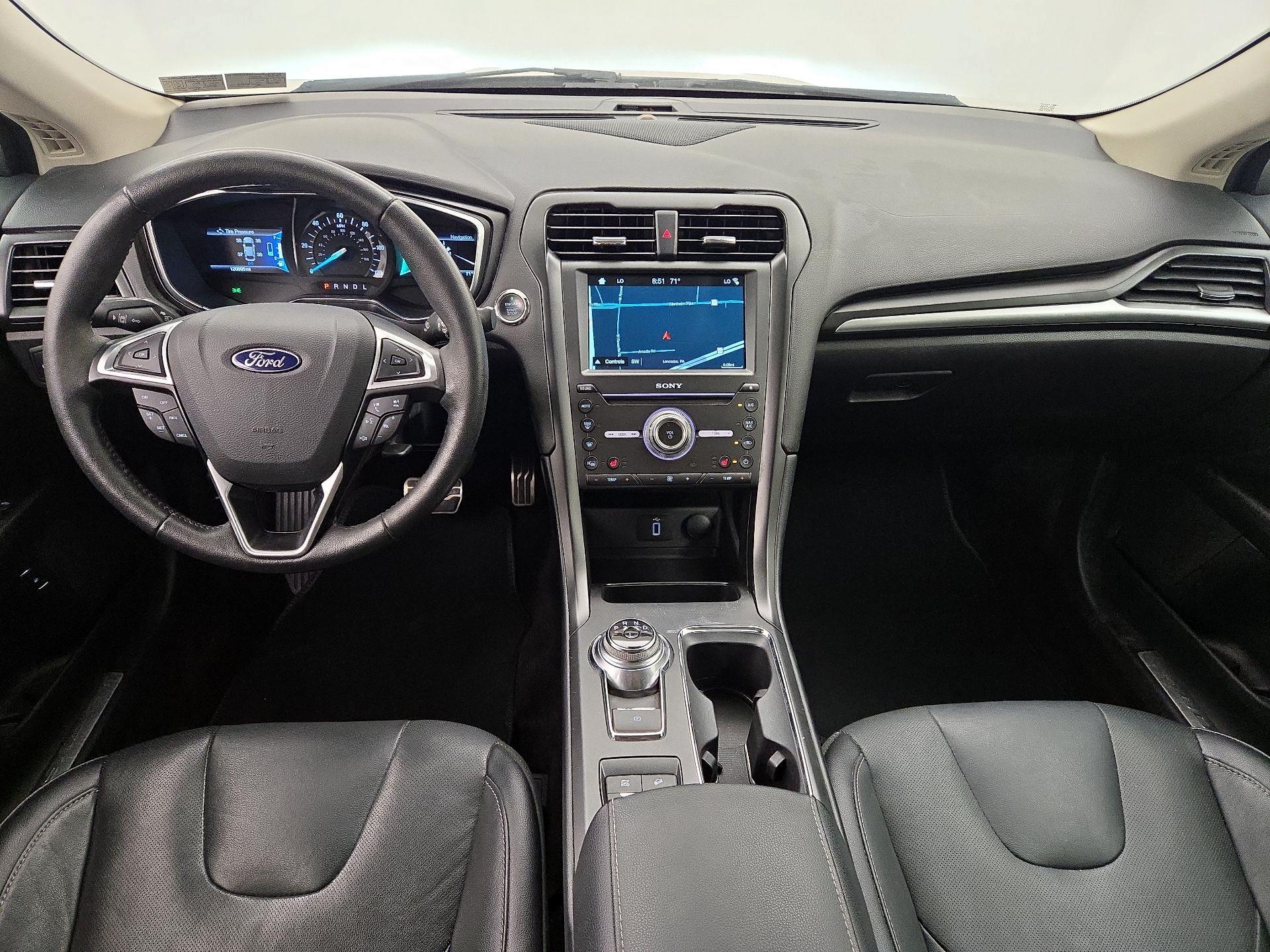Thumbnail: 2017 Ford Fusion - 9