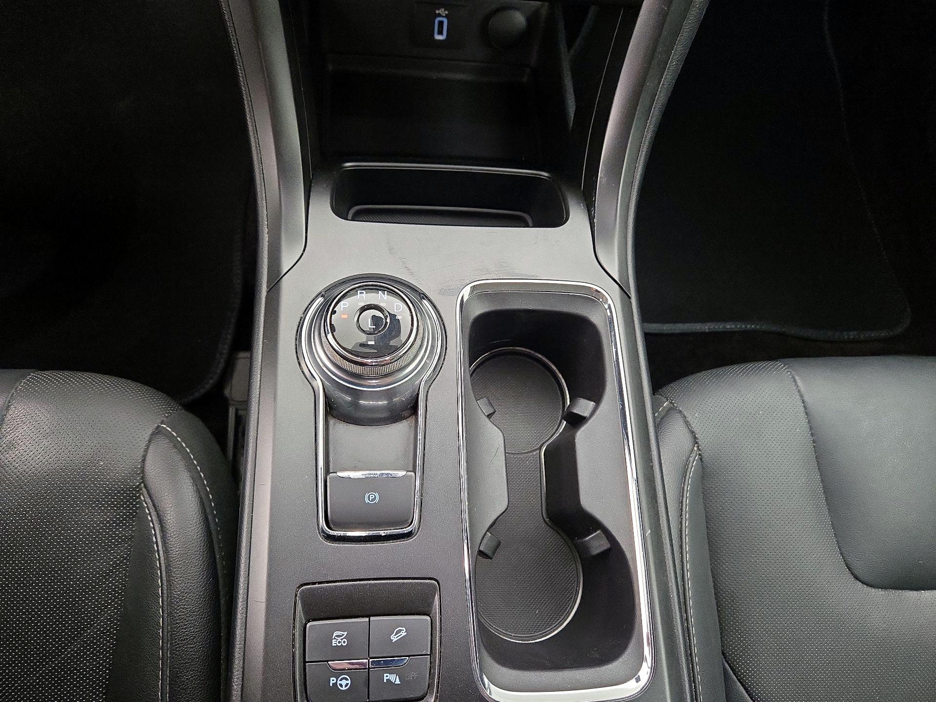 Thumbnail: 2017 Ford Fusion - 18