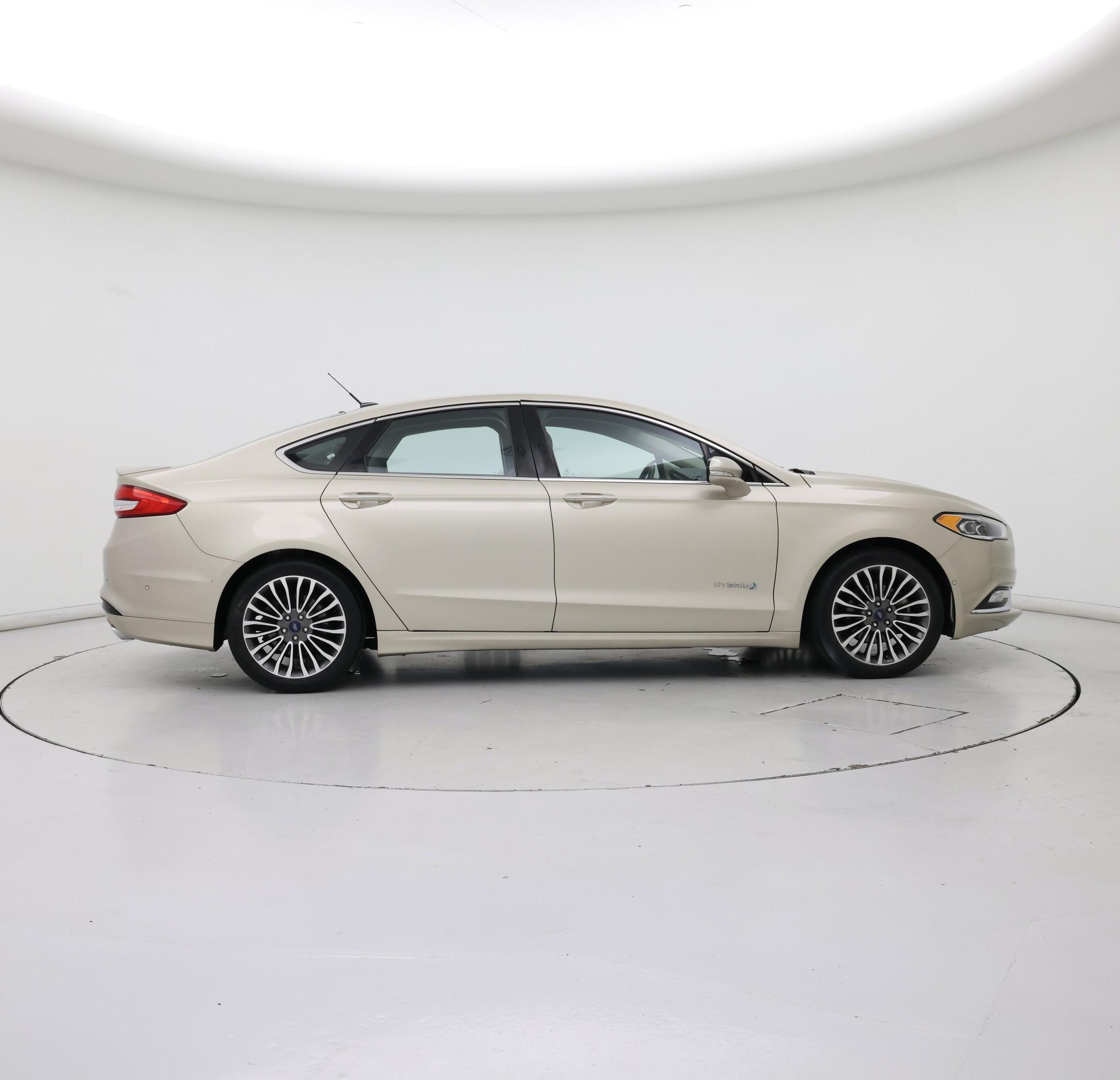Thumbnail: 2017 Ford Fusion - 7
