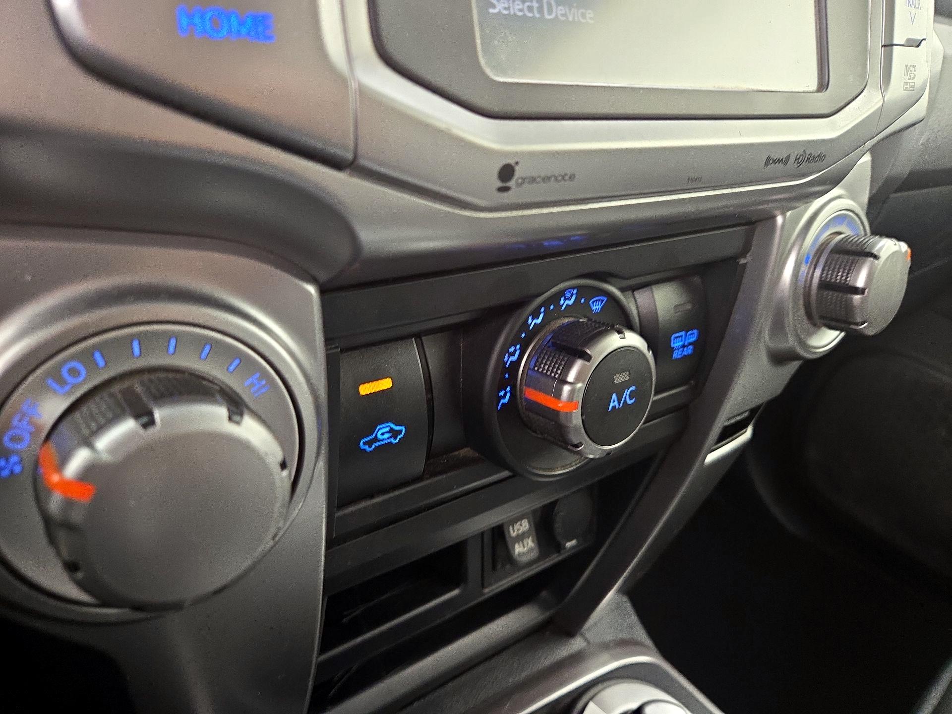 Thumbnail: 2019 Toyota 4Runner - 16