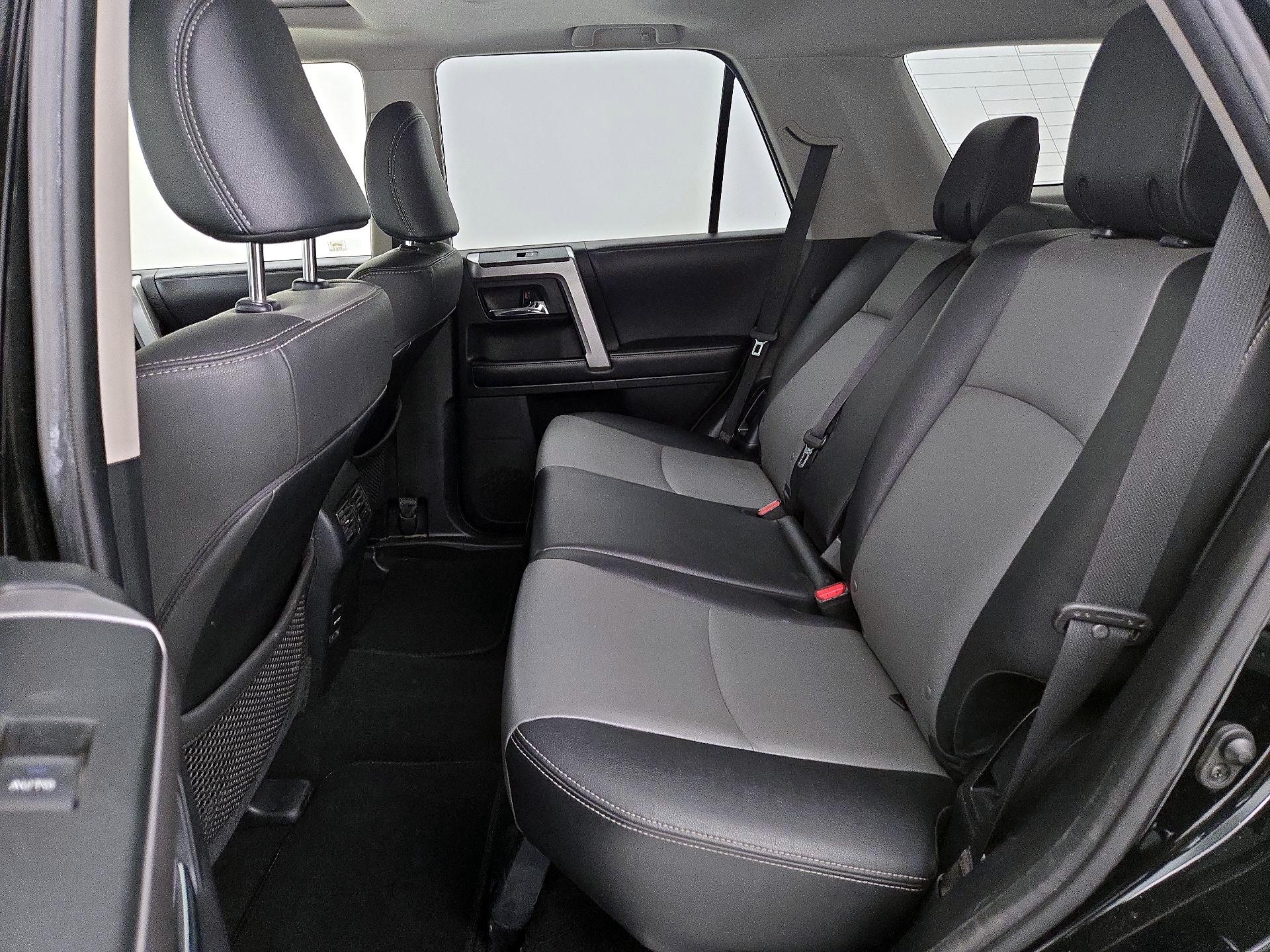 Thumbnail: 2019 Toyota 4Runner - 19