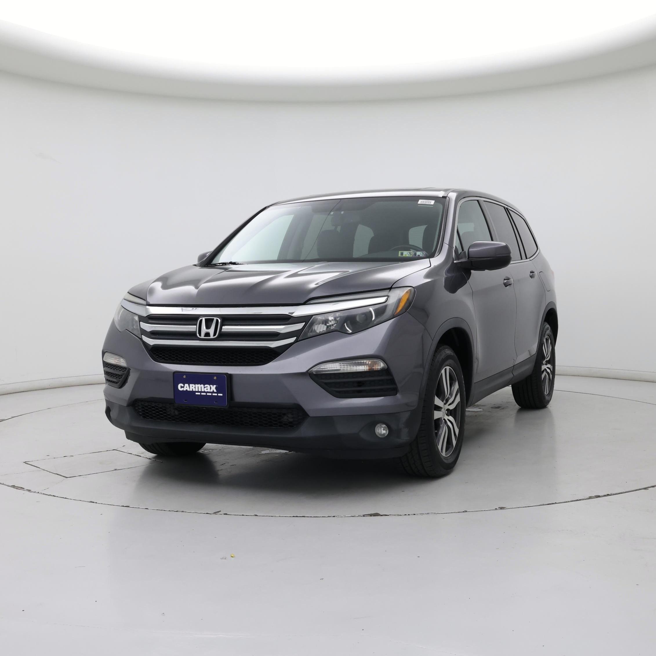 Thumbnail: 2017 Honda Pilot - 4