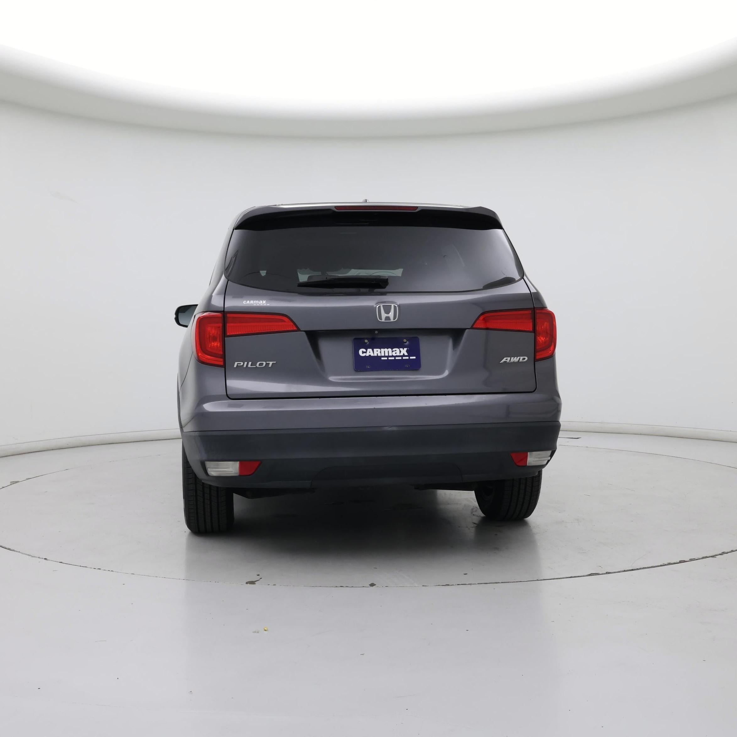 Thumbnail: 2017 Honda Pilot - 6