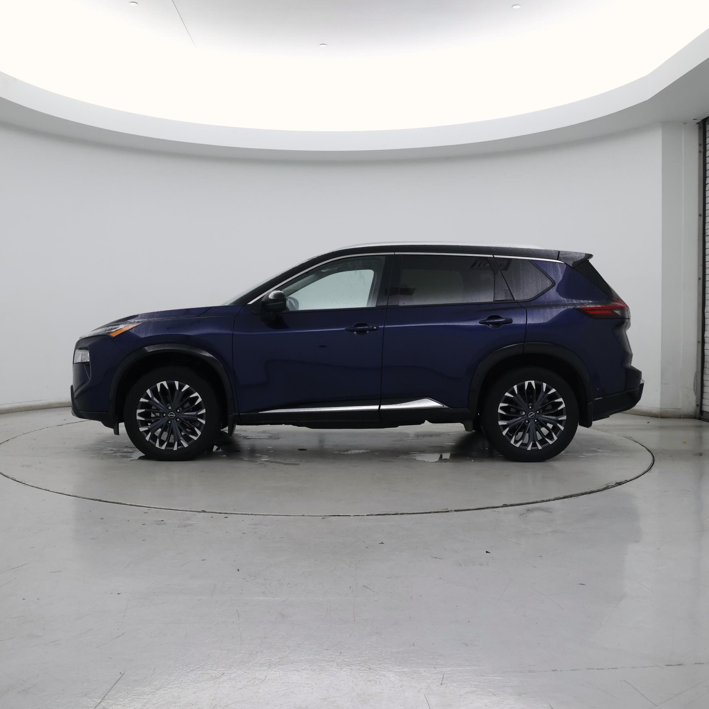 Thumbnail: 2024 Nissan Rogue - 3