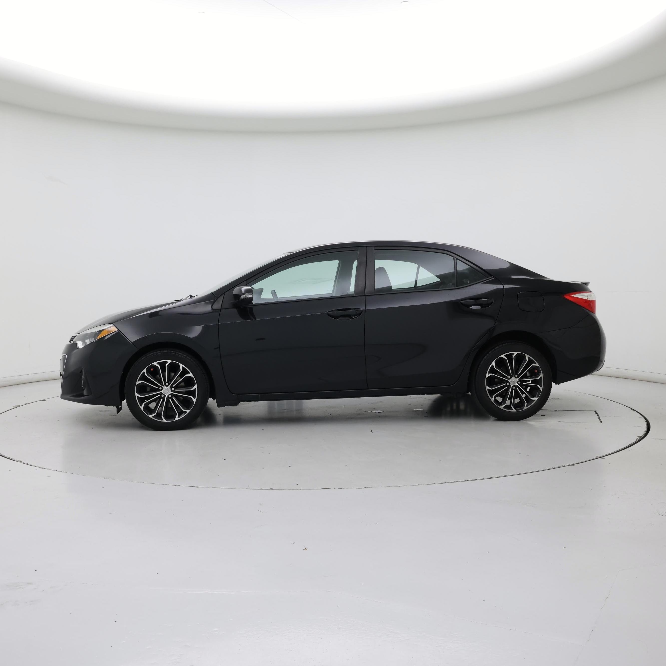 Thumbnail: 2016 Toyota Corolla - 3