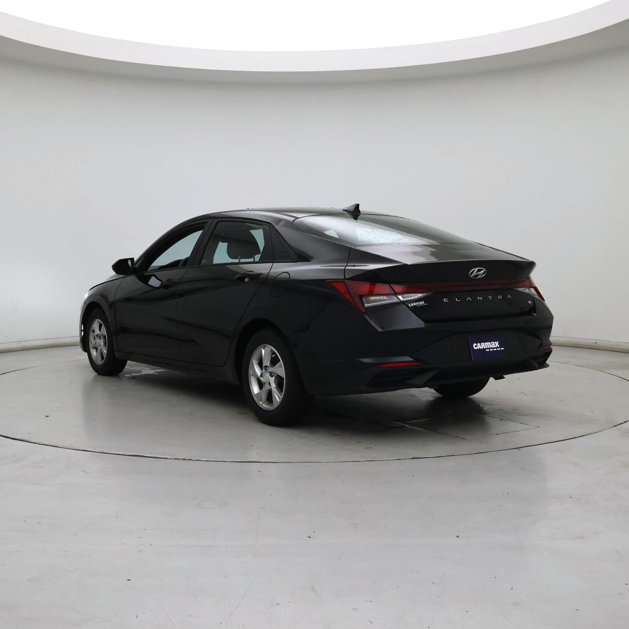 Thumbnail: 2023 Hyundai Elantra - 2