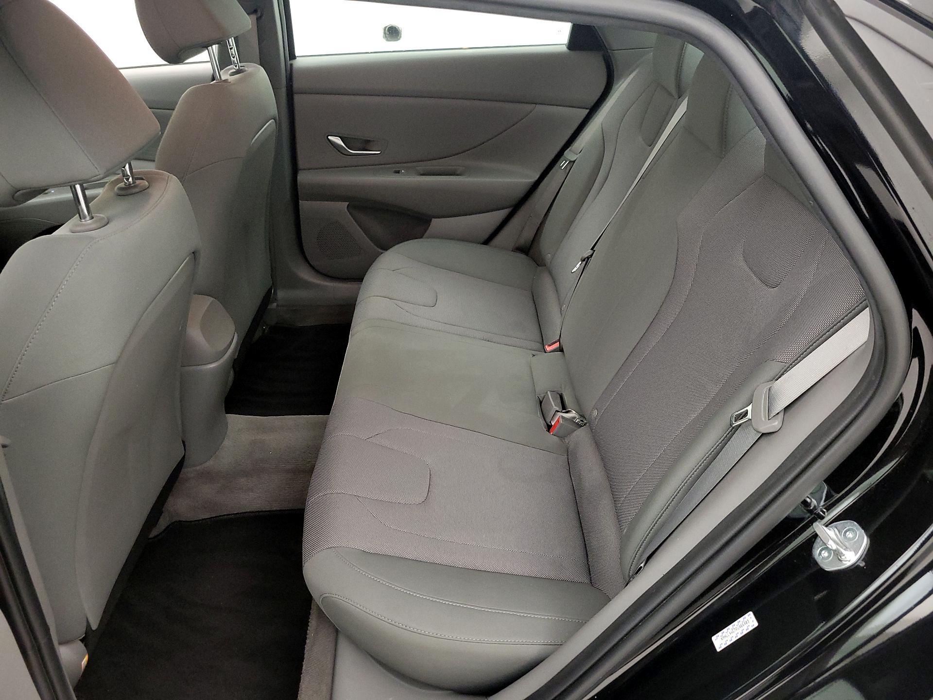 Thumbnail: 2023 Hyundai Elantra - 19