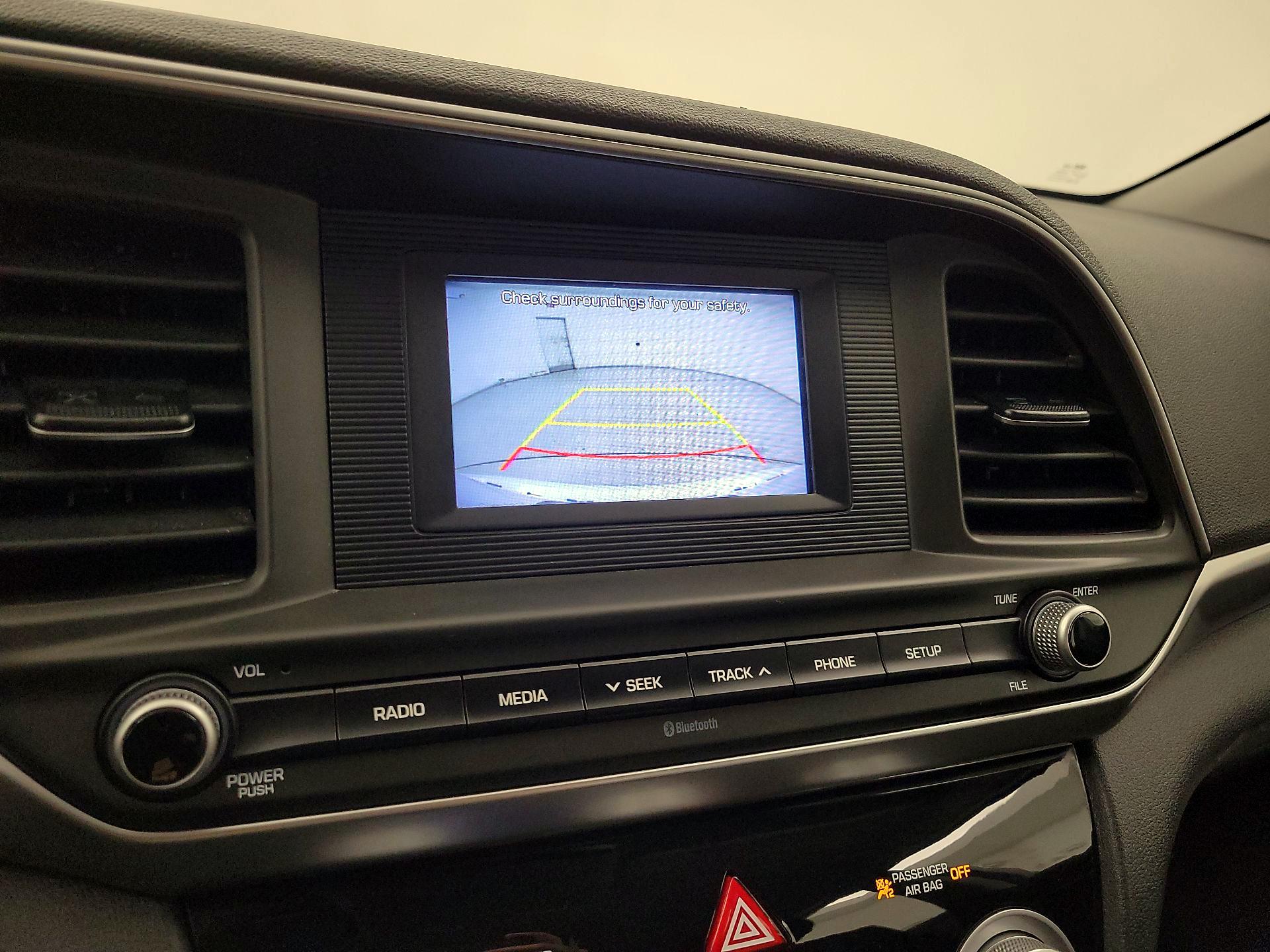 Thumbnail: 2019 Hyundai Elantra - 14