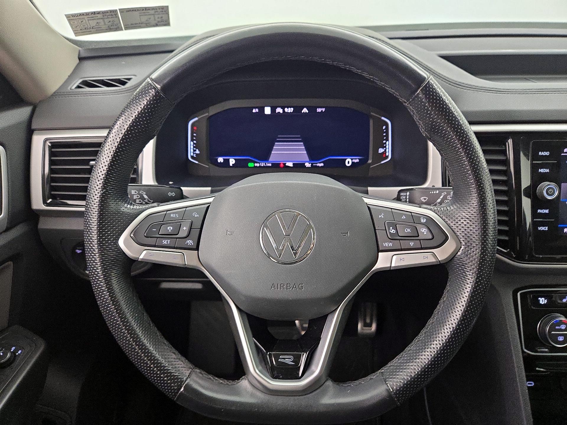 Thumbnail: 2022 Volkswagen Atlas - 10