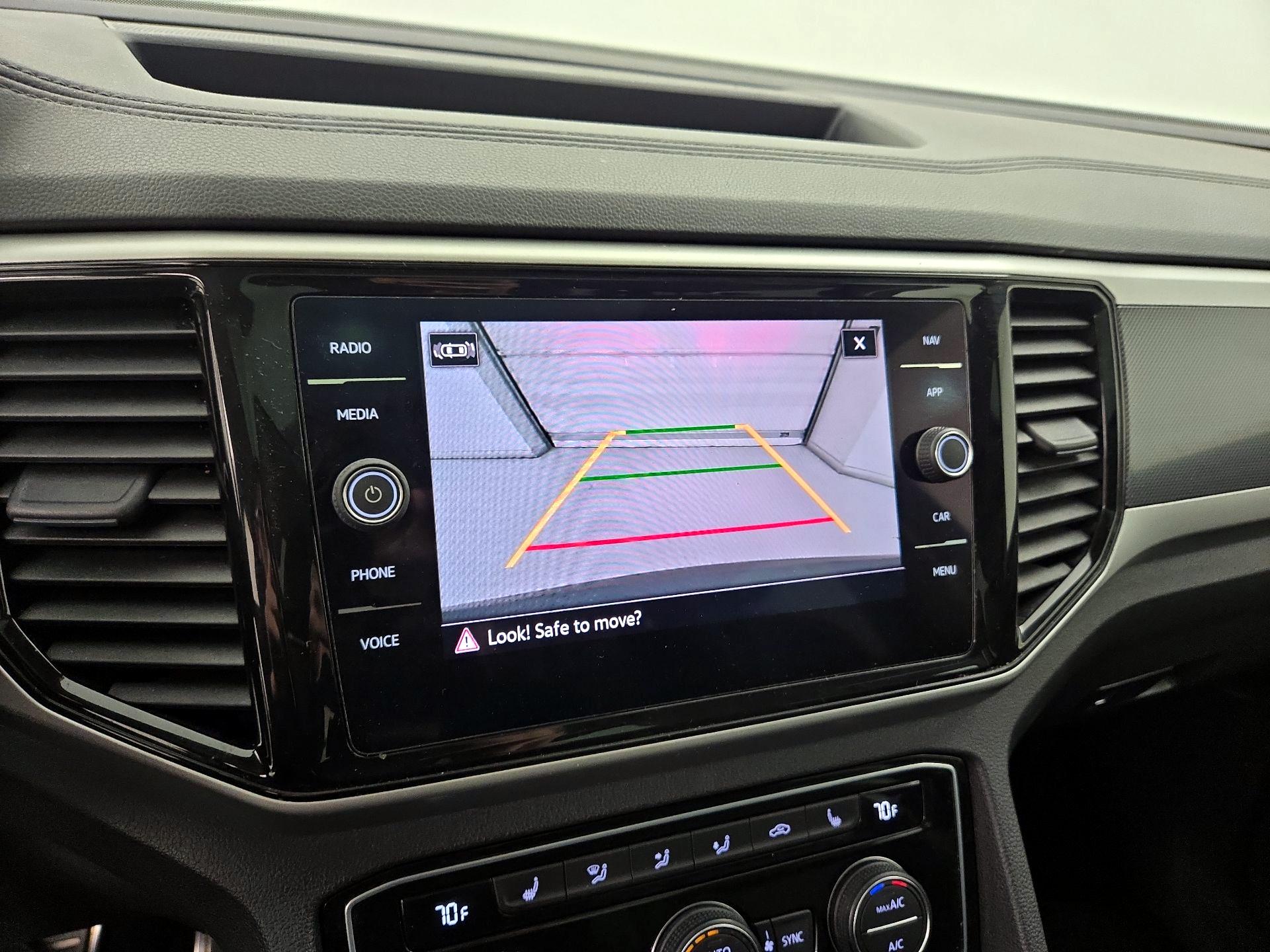 Thumbnail: 2022 Volkswagen Atlas - 15