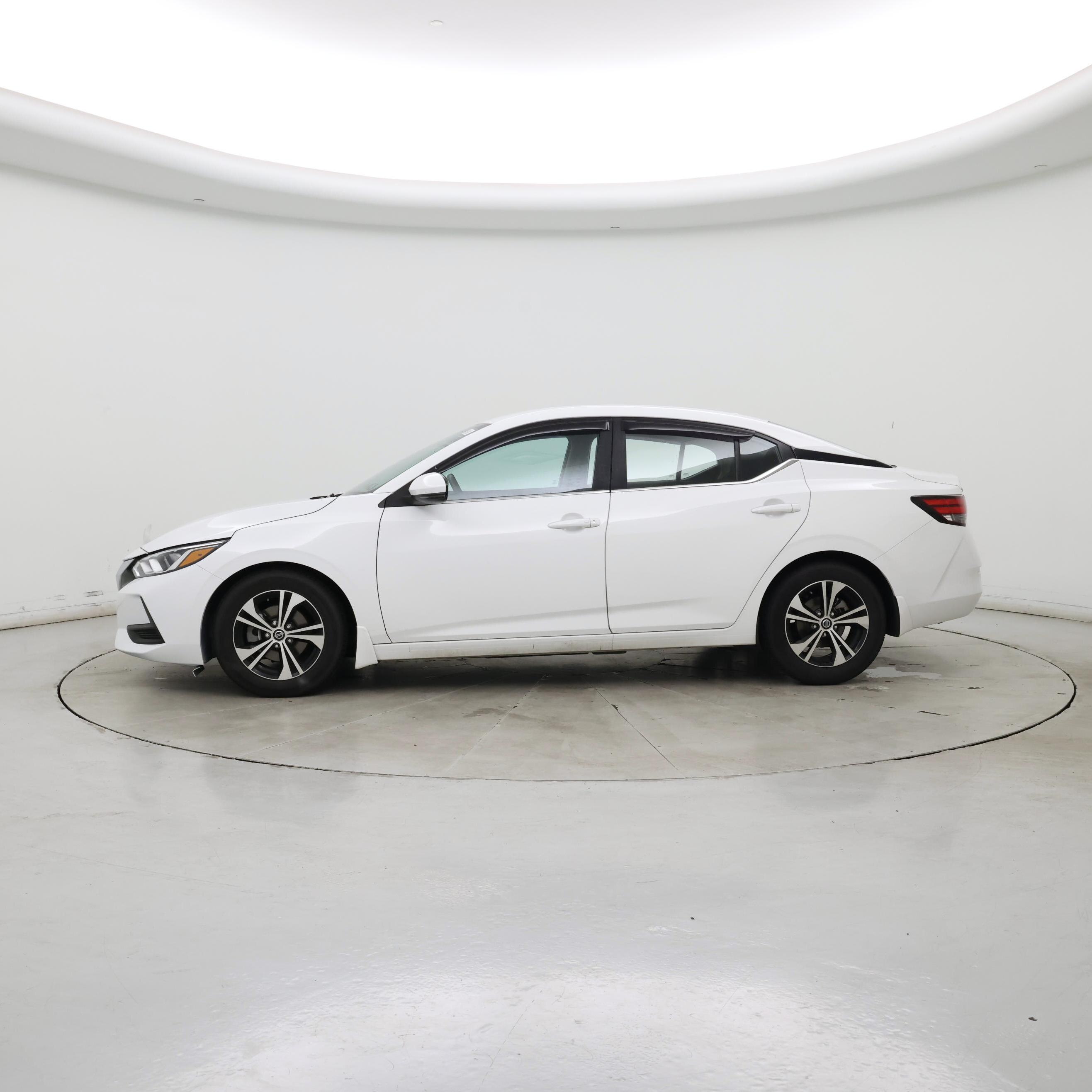 Thumbnail: 2020 Nissan Sentra - 3
