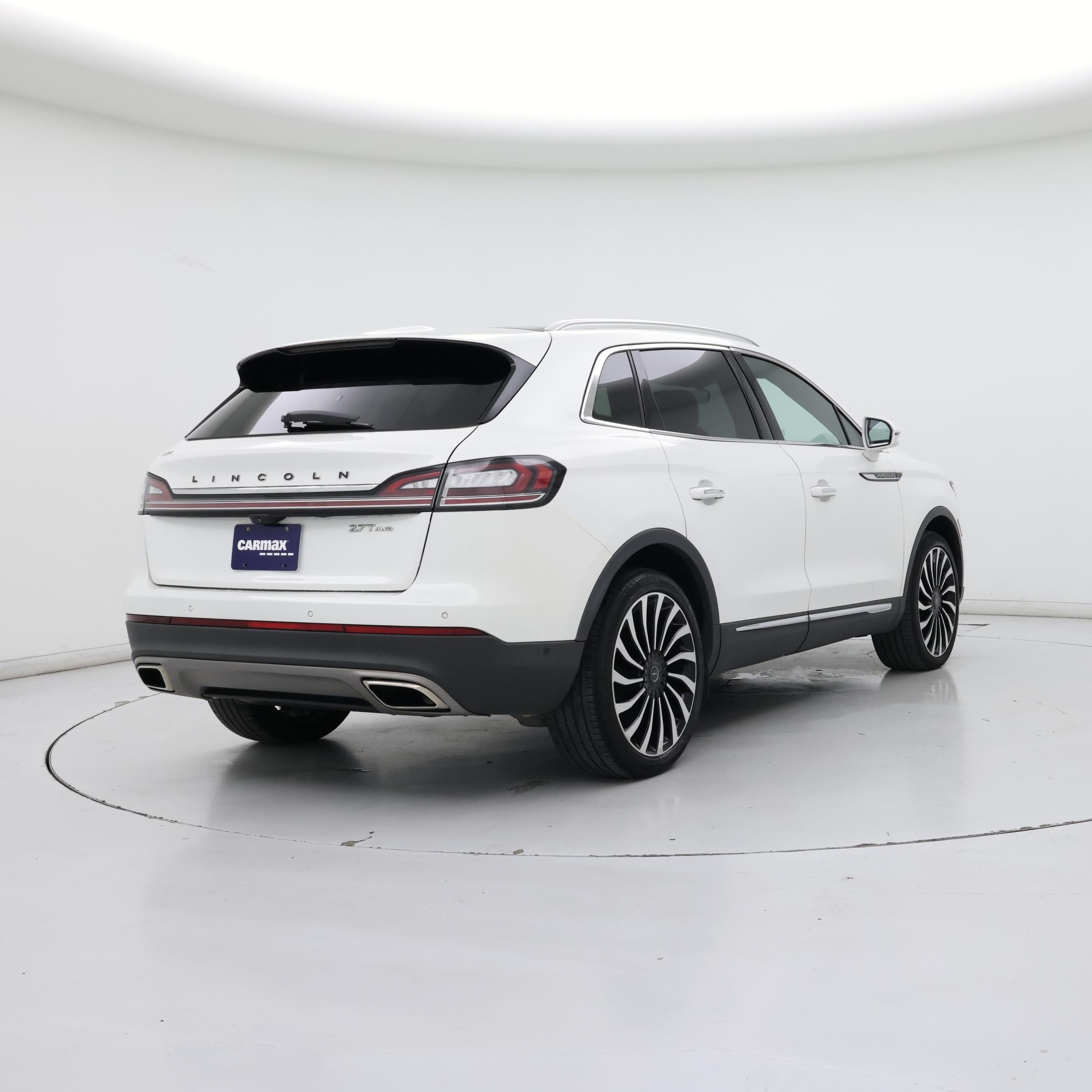 Thumbnail: 2020 Lincoln Nautilus - 8