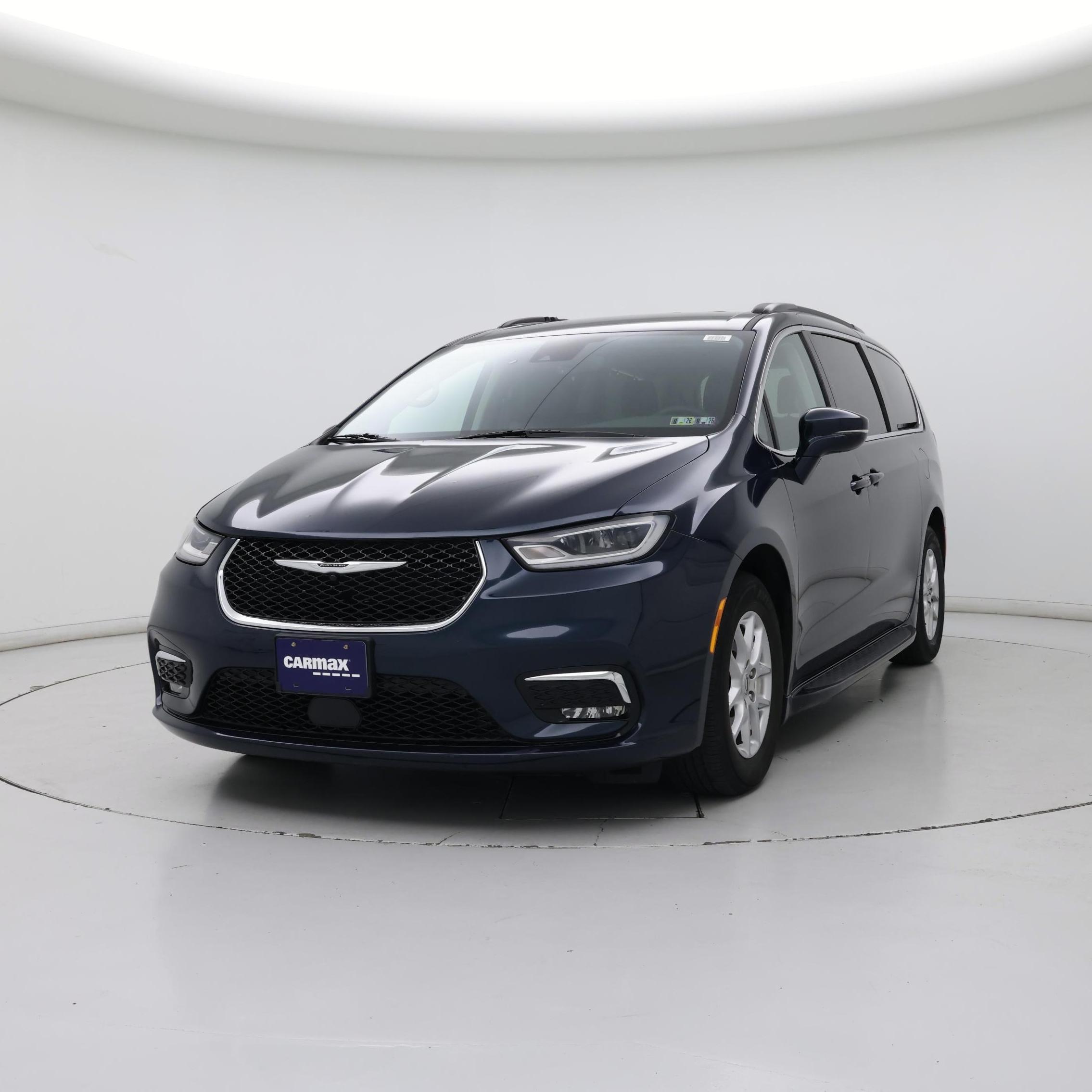 Thumbnail: 2022 Chrysler Pacifica - 4