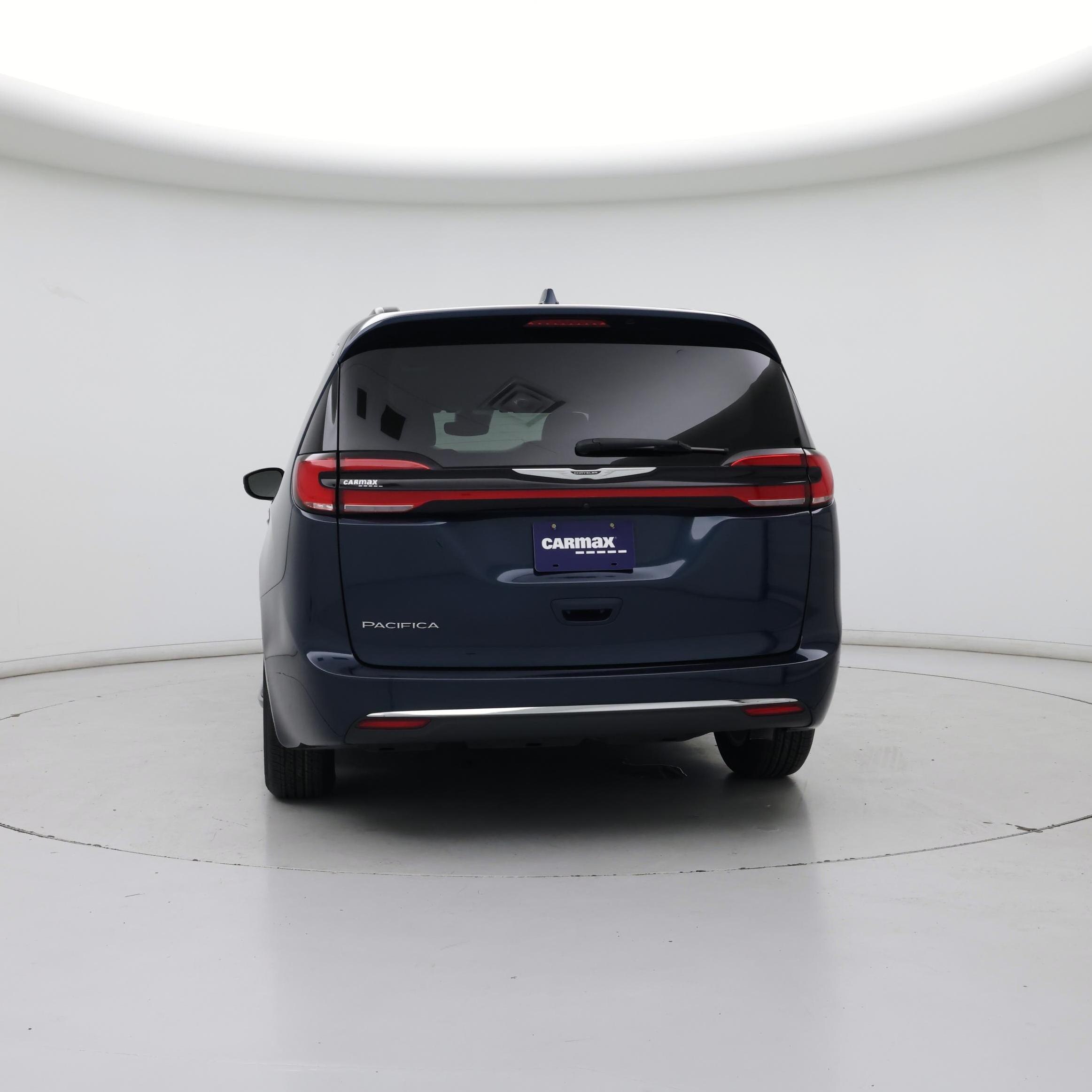 Thumbnail: 2022 Chrysler Pacifica - 6