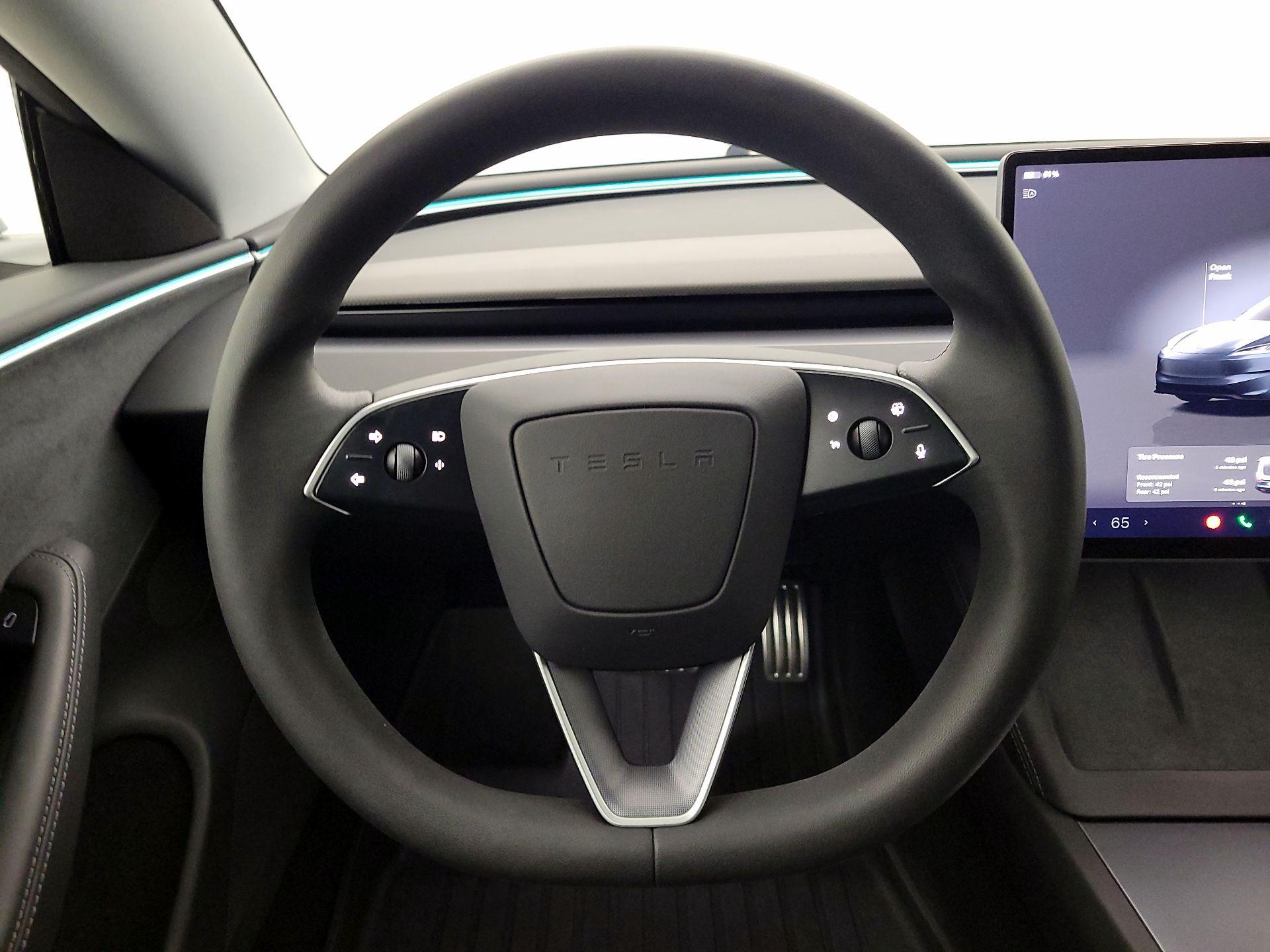 Thumbnail: 2024 Tesla Model 3 - 10