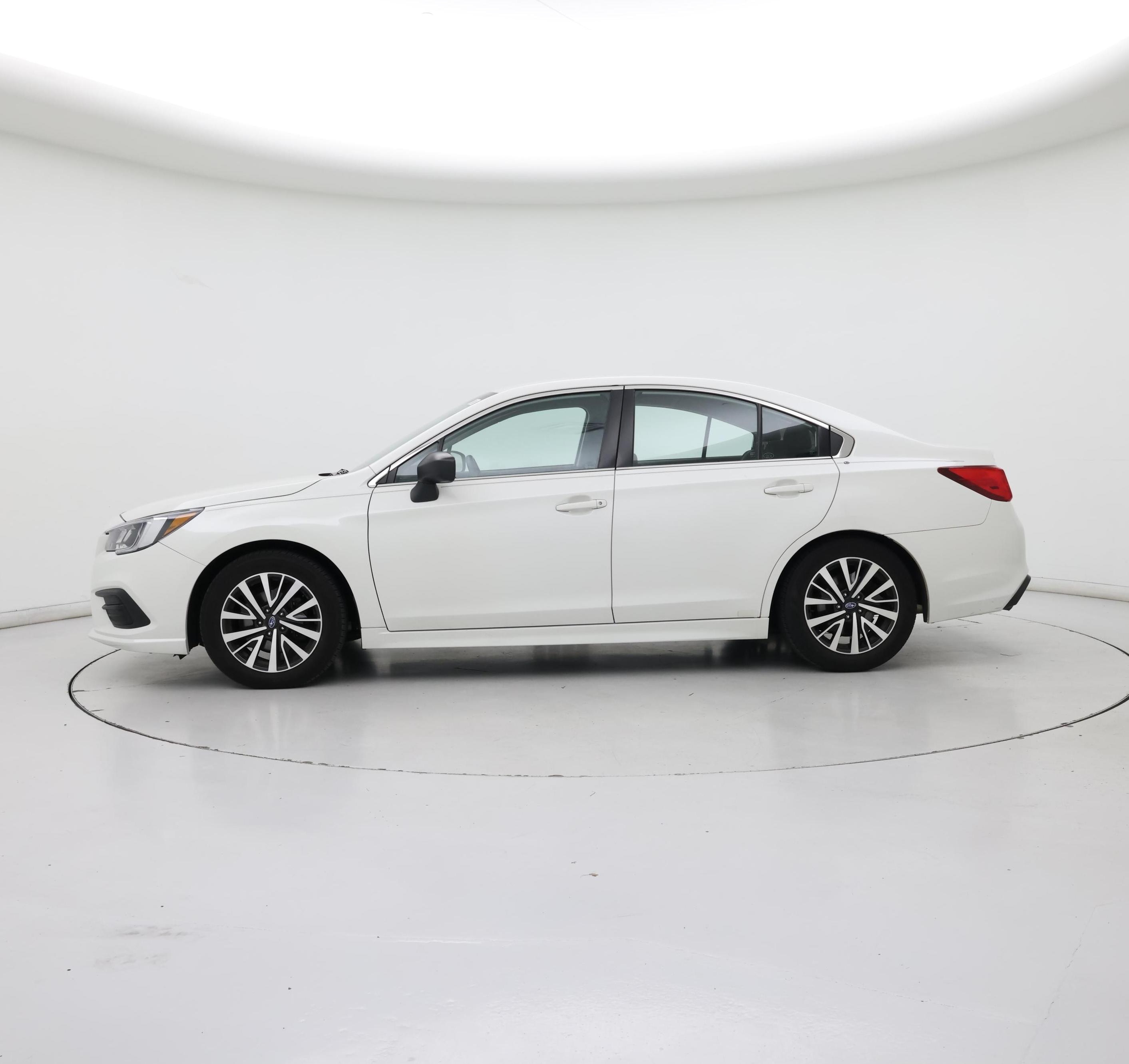 Thumbnail: 2019 Subaru Legacy - 3