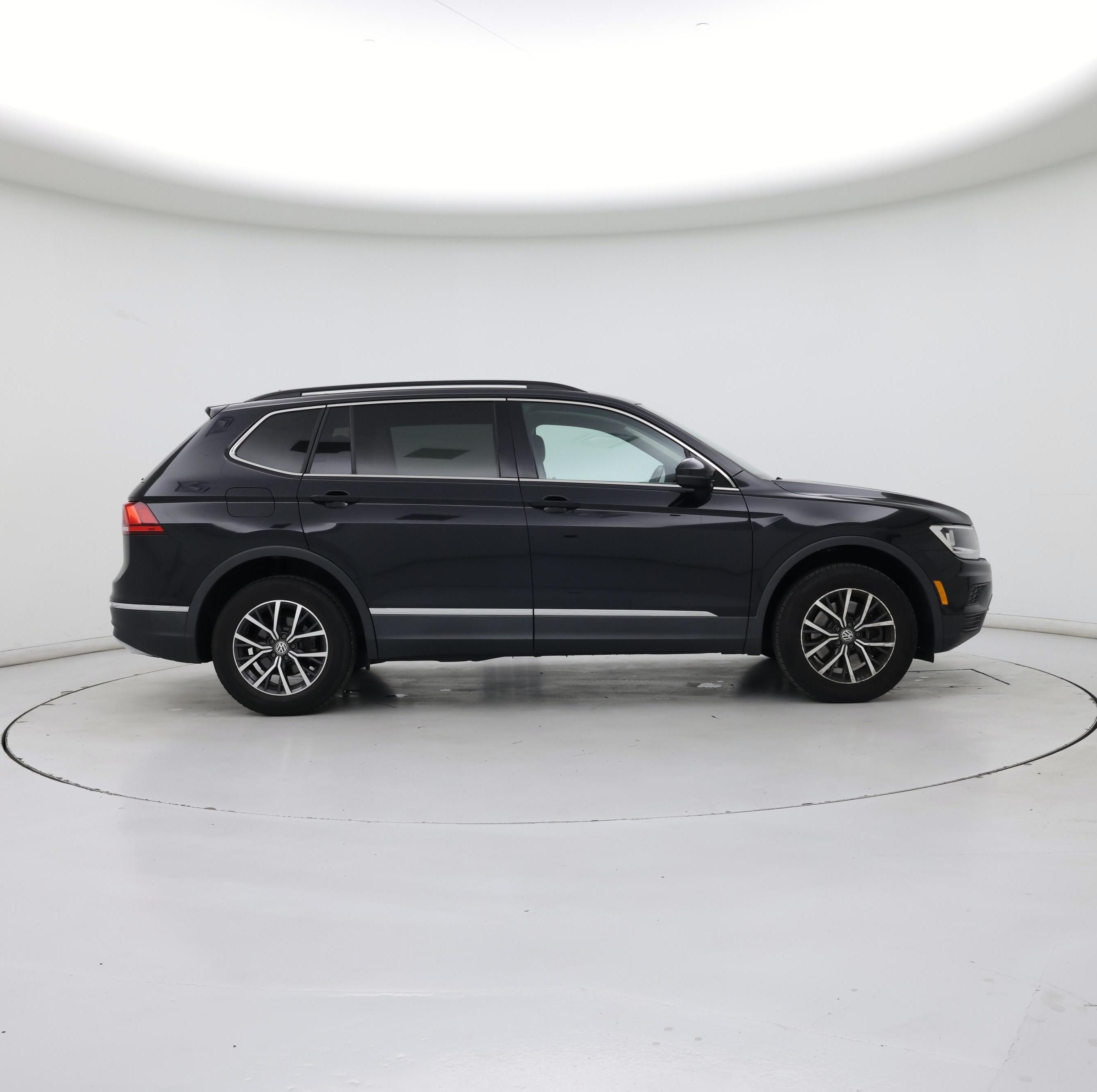 Thumbnail: 2020 Volkswagen Tiguan - 7