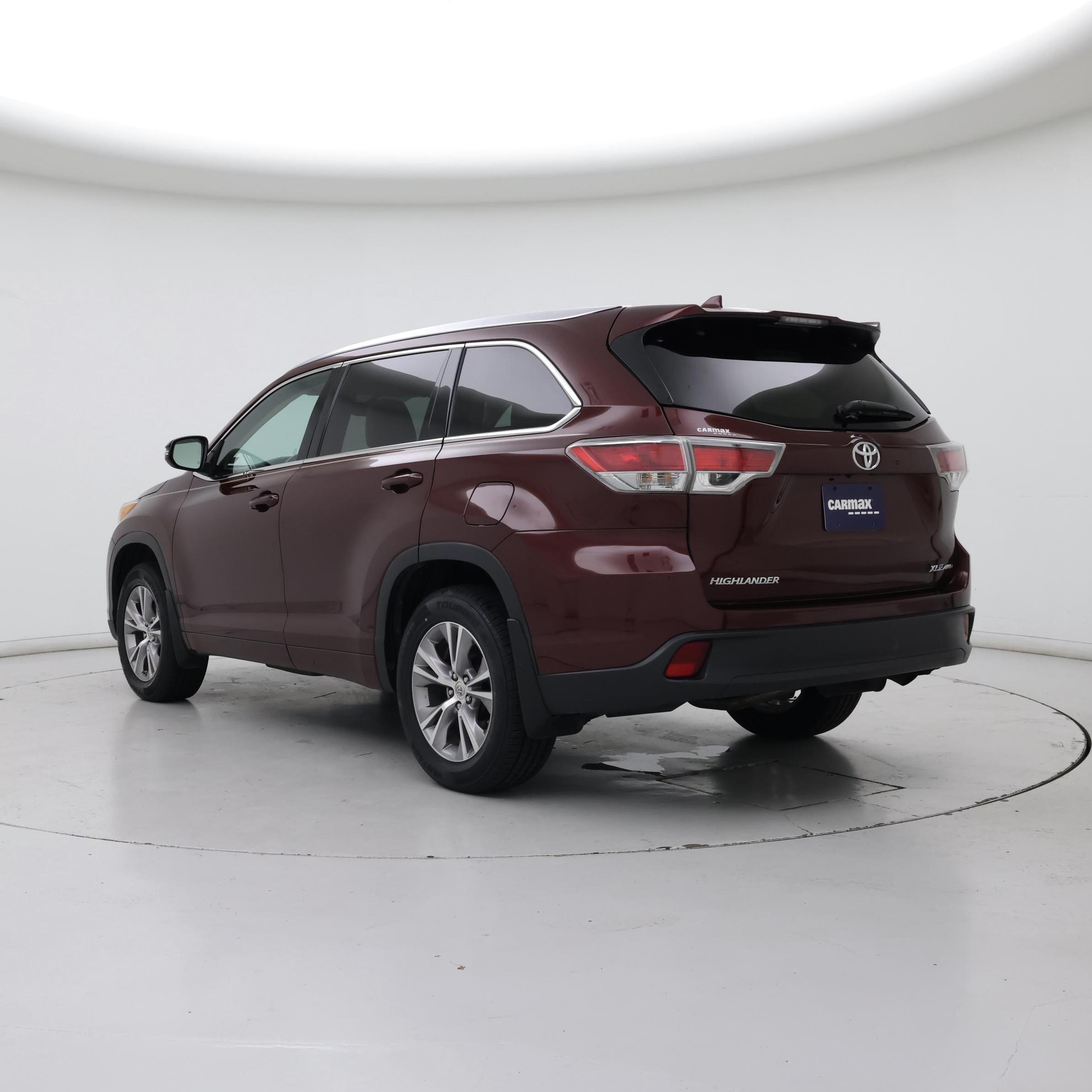 Thumbnail: 2015 Toyota Highlander - 2