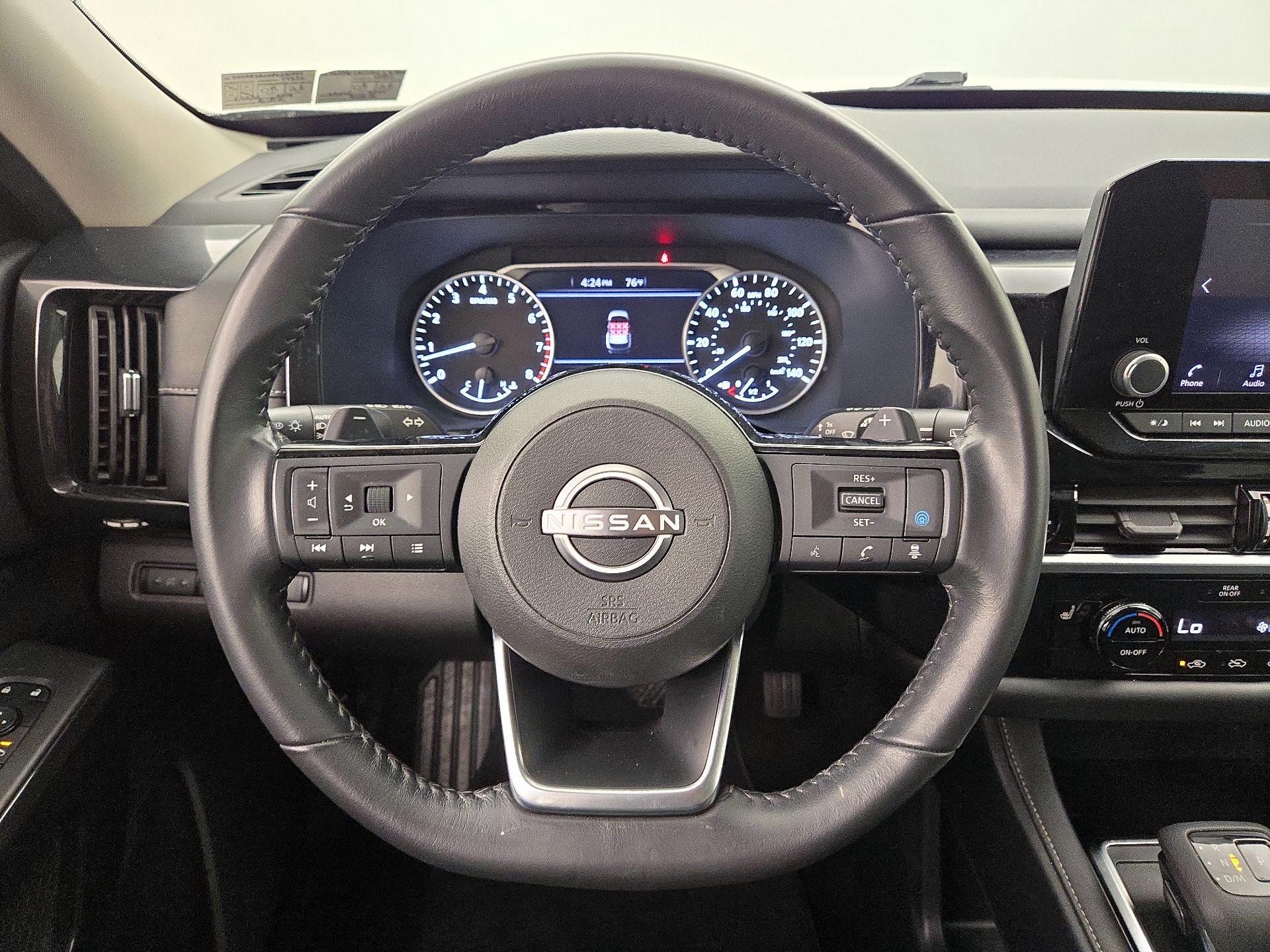 Thumbnail: 2023 Nissan Pathfinder - 10