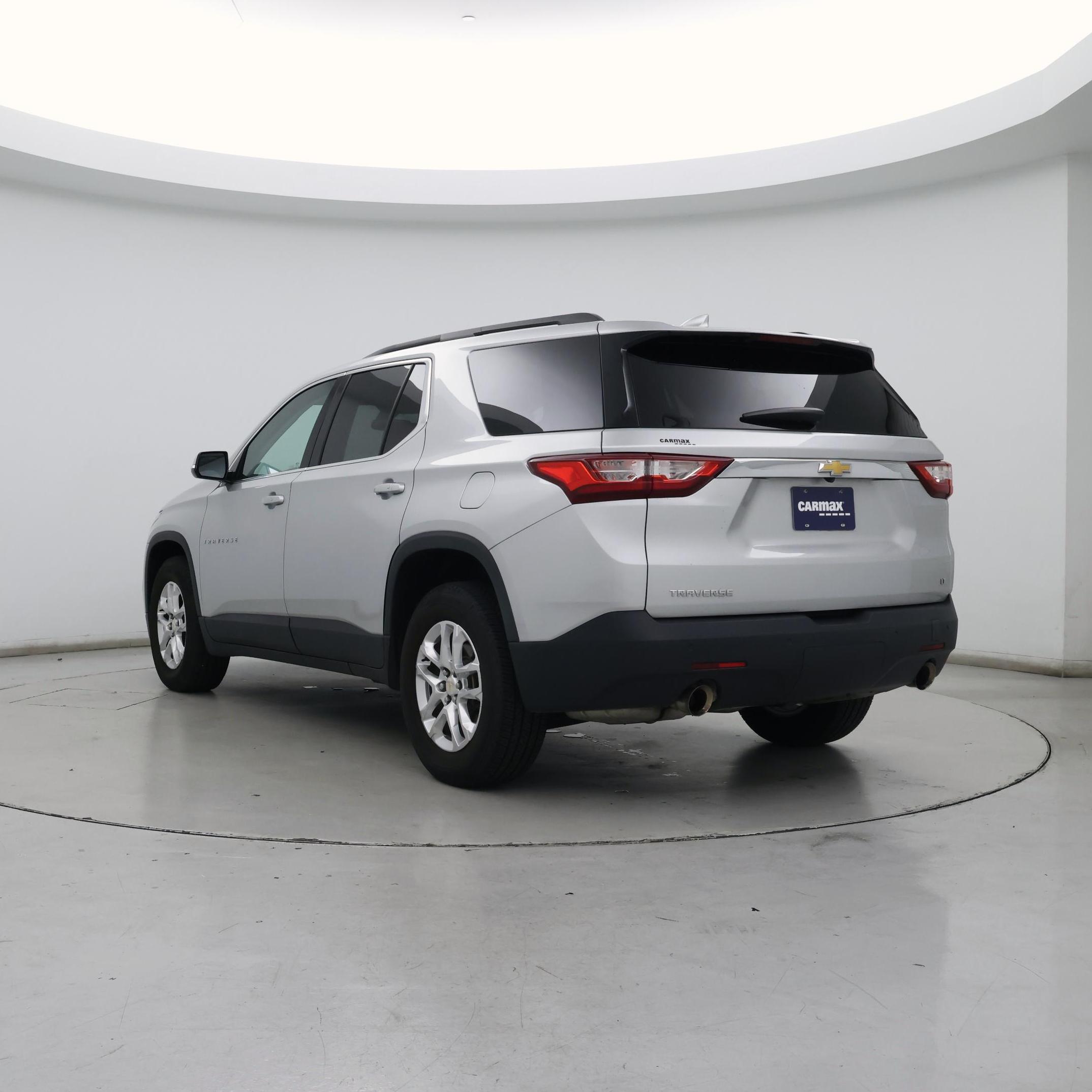 Thumbnail: 2019 Chevrolet Traverse - 2