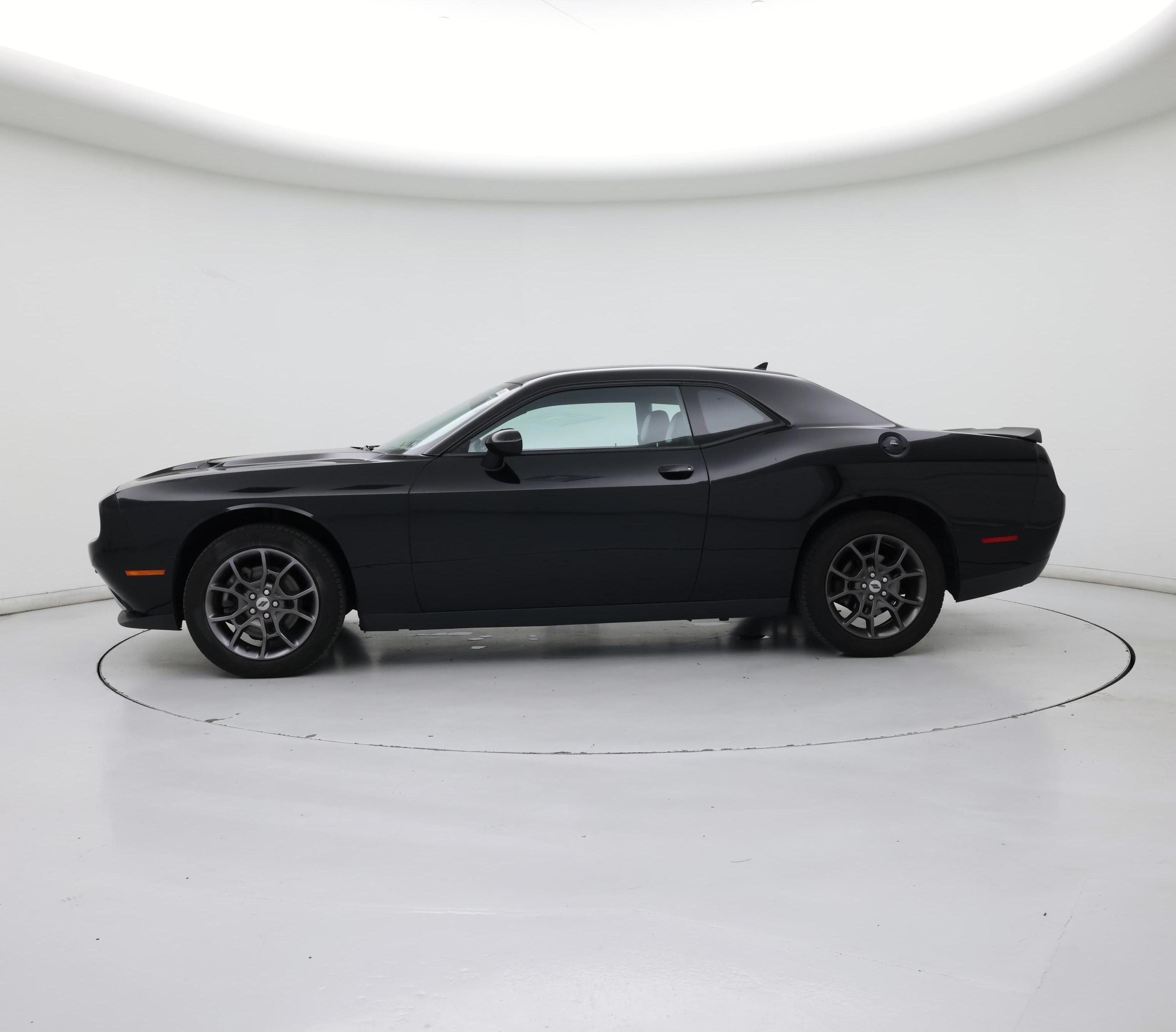 Thumbnail: 2018 Dodge Challenger - 3