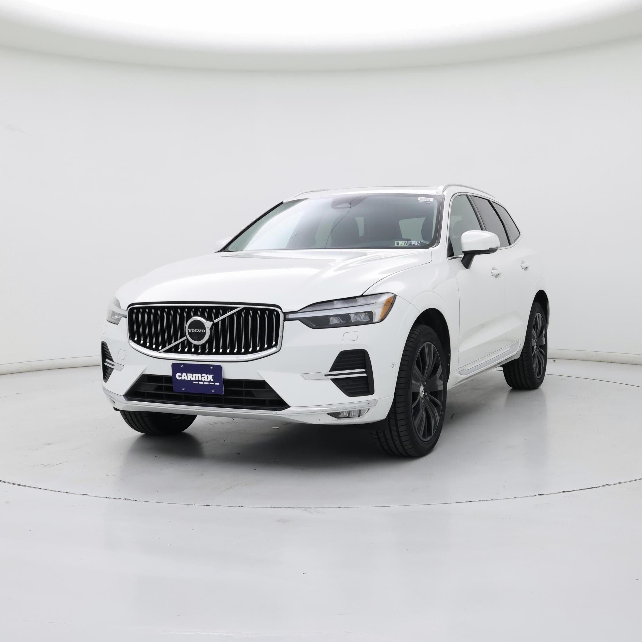 Thumbnail: 2022 Volvo XC60 - 4