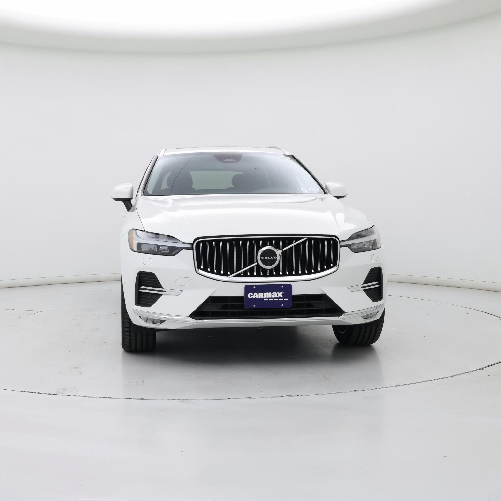 Thumbnail: 2022 Volvo XC60 - 5