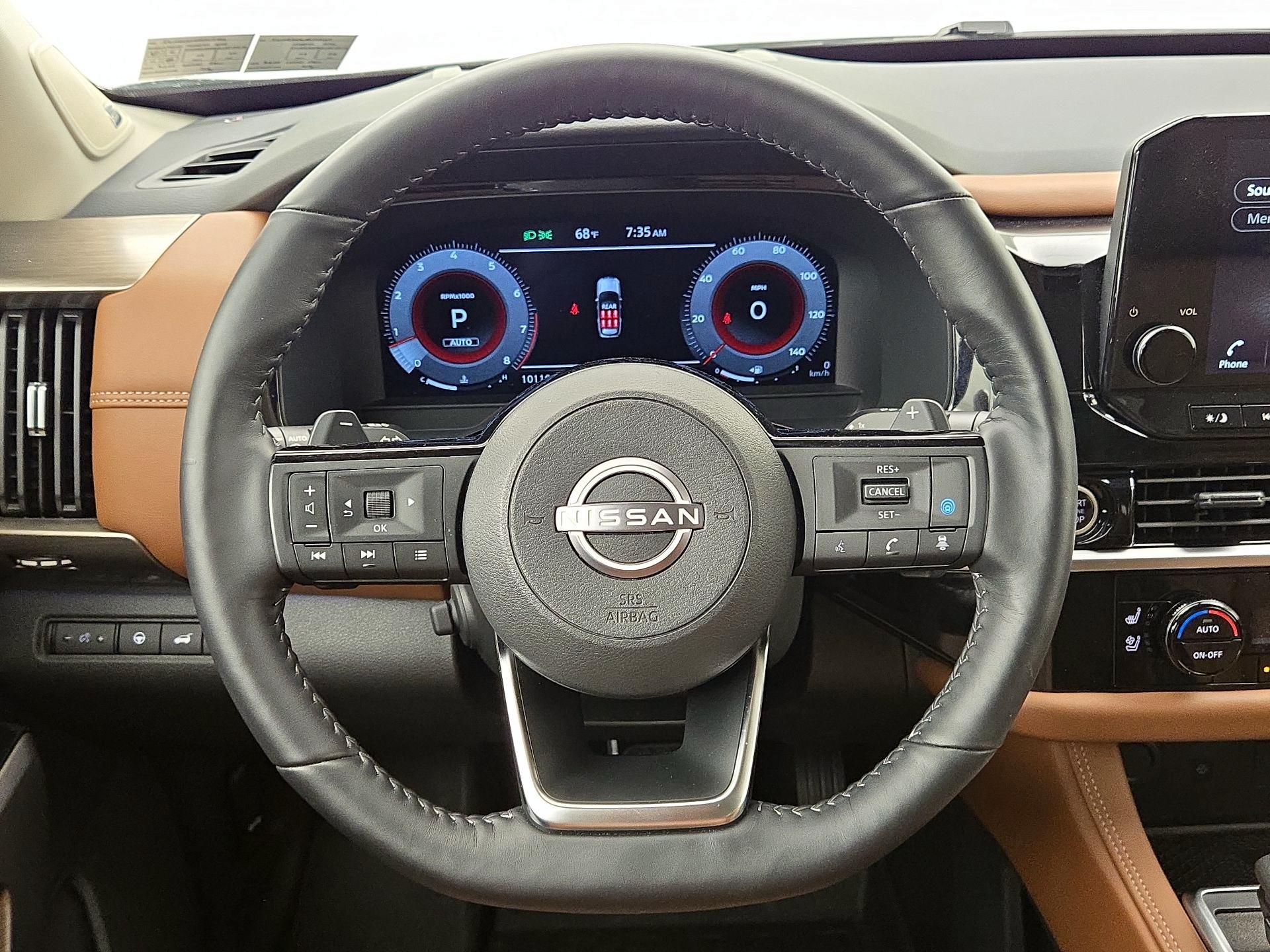 Thumbnail: 2024 Nissan Pathfinder - 10
