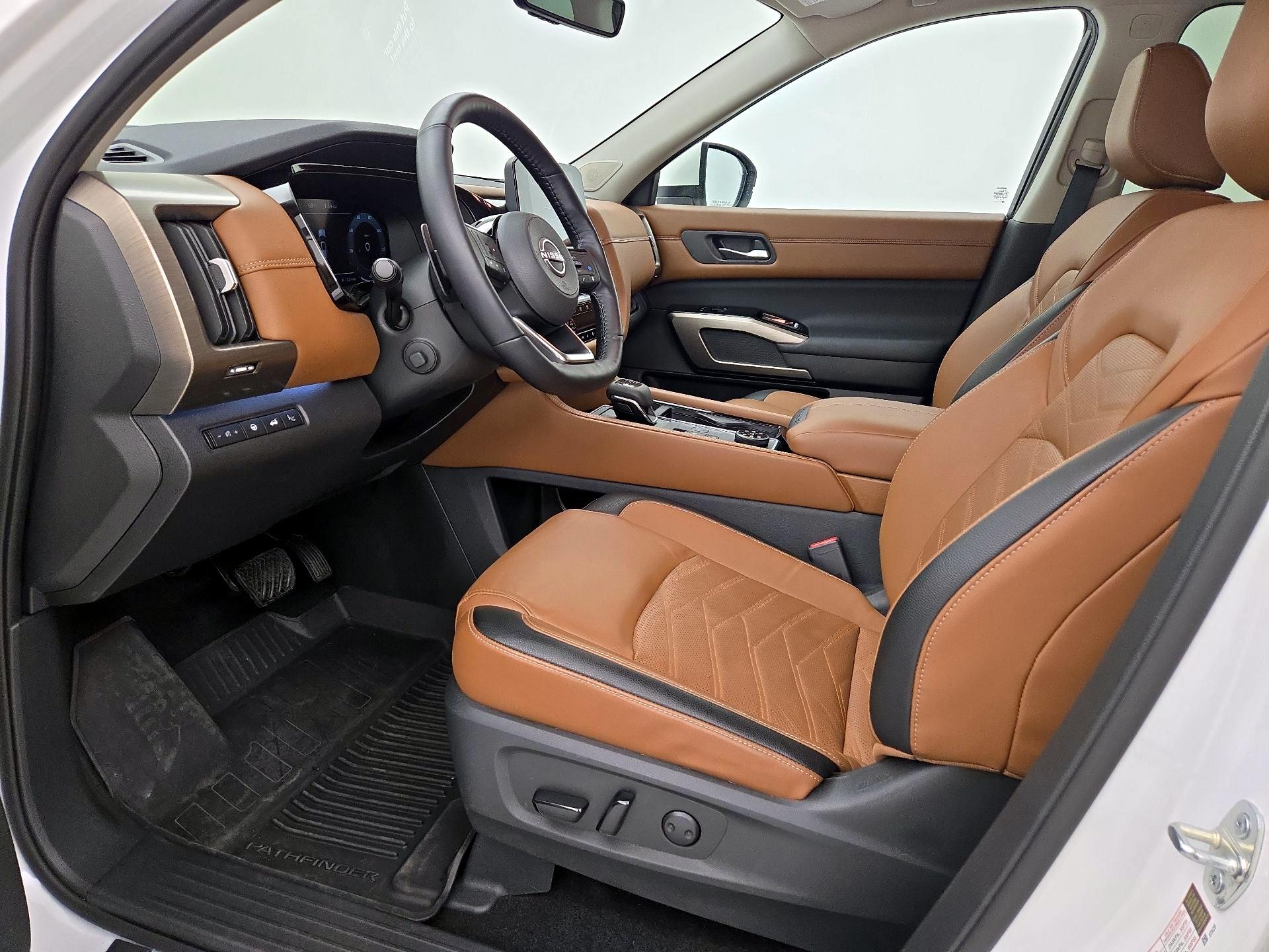Thumbnail: 2024 Nissan Pathfinder - 11