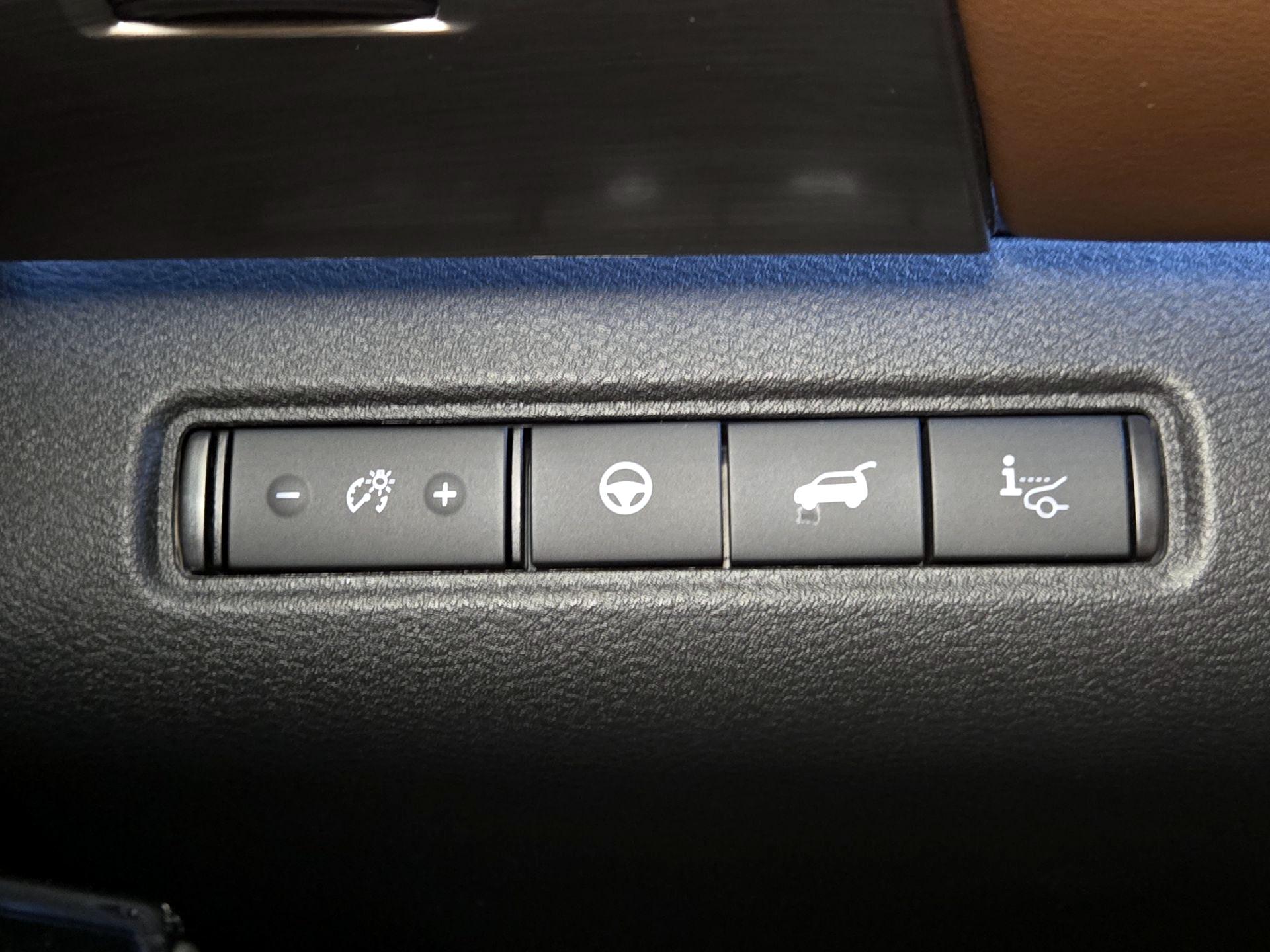 Thumbnail: 2024 Nissan Pathfinder - 13