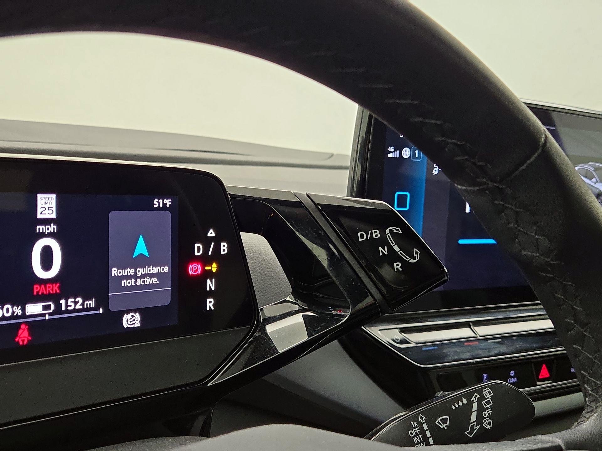 Thumbnail: 2023 Volkswagen ID.4 - 18