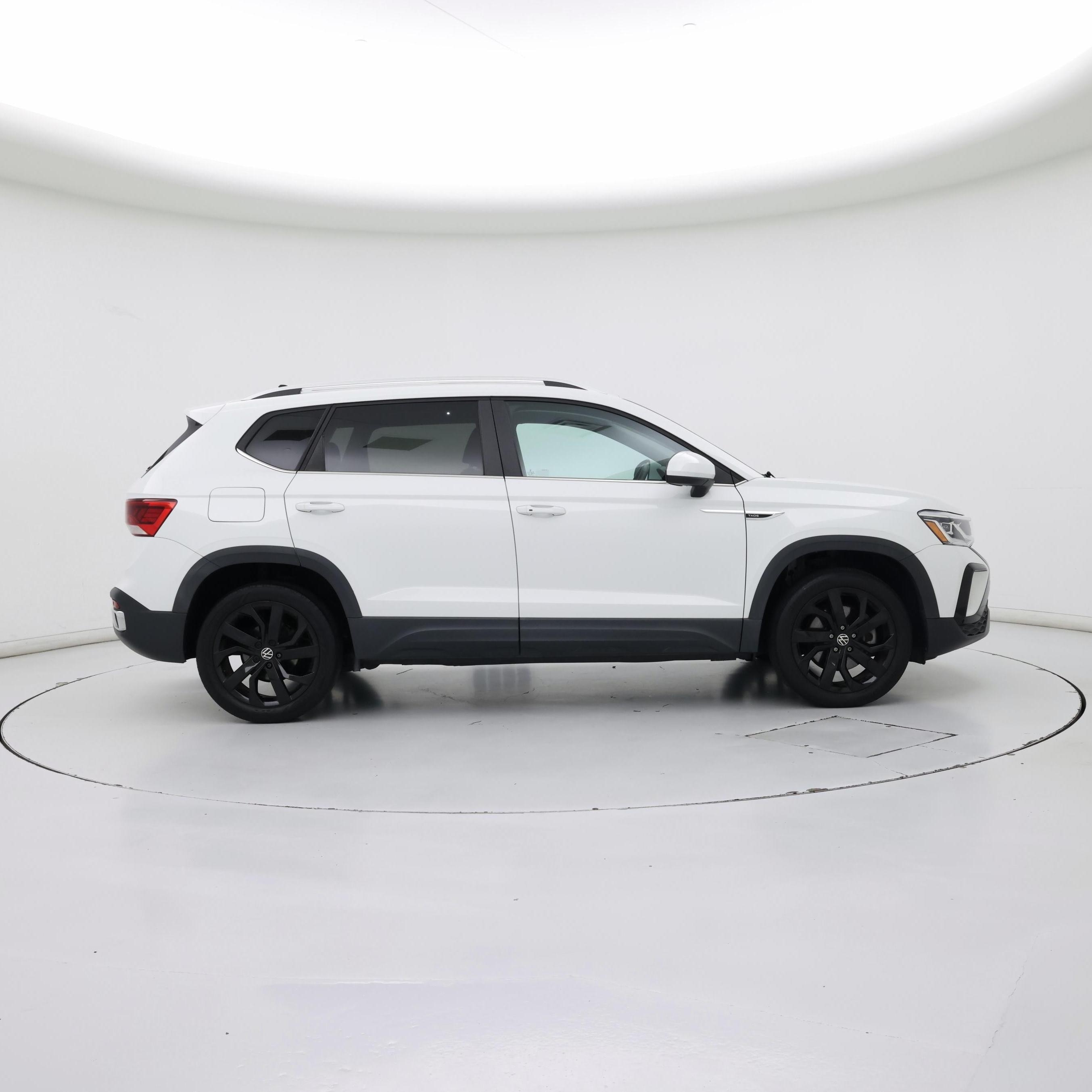 Thumbnail: 2022 Volkswagen Taos - 7
