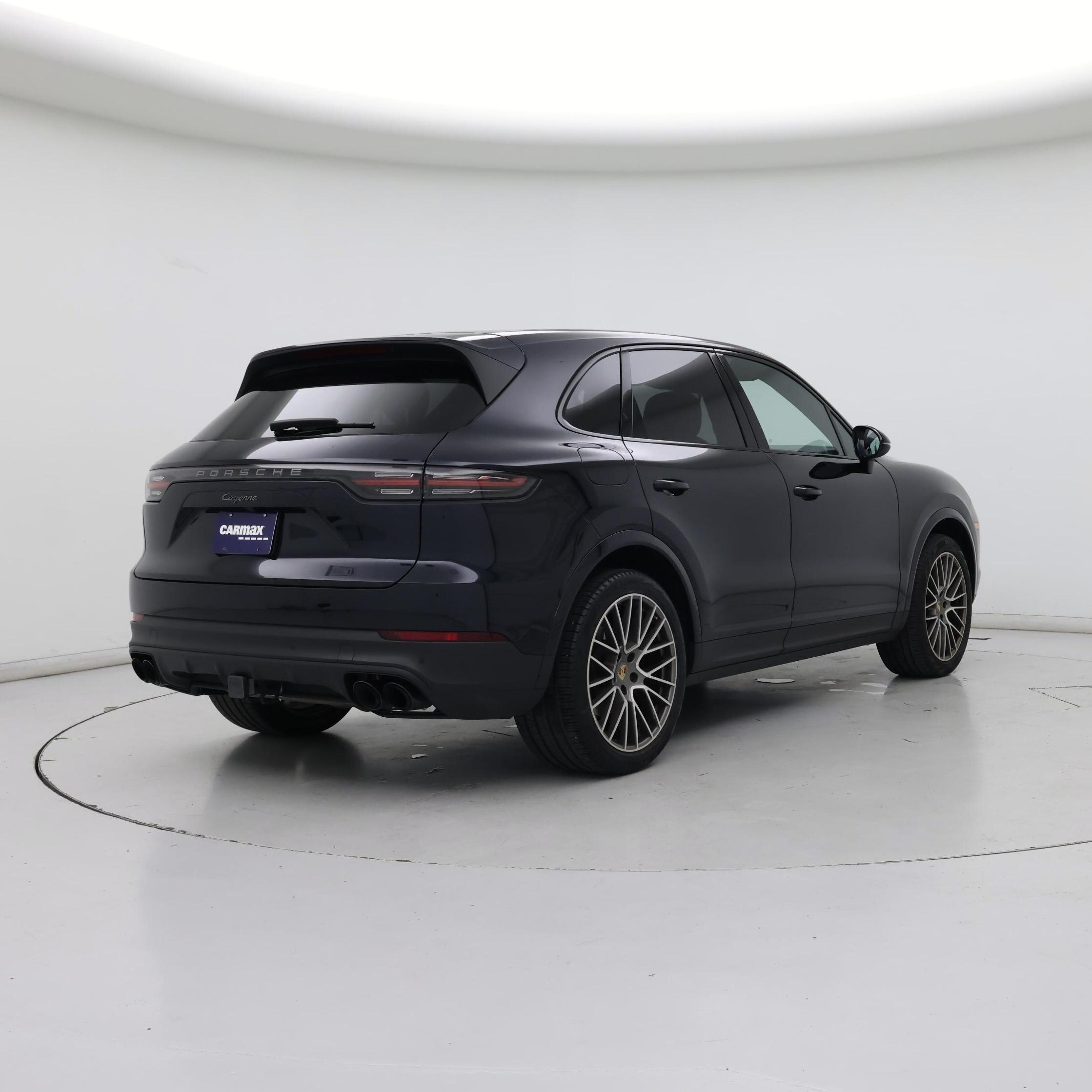 Thumbnail: 2023 Porsche Cayenne - 8
