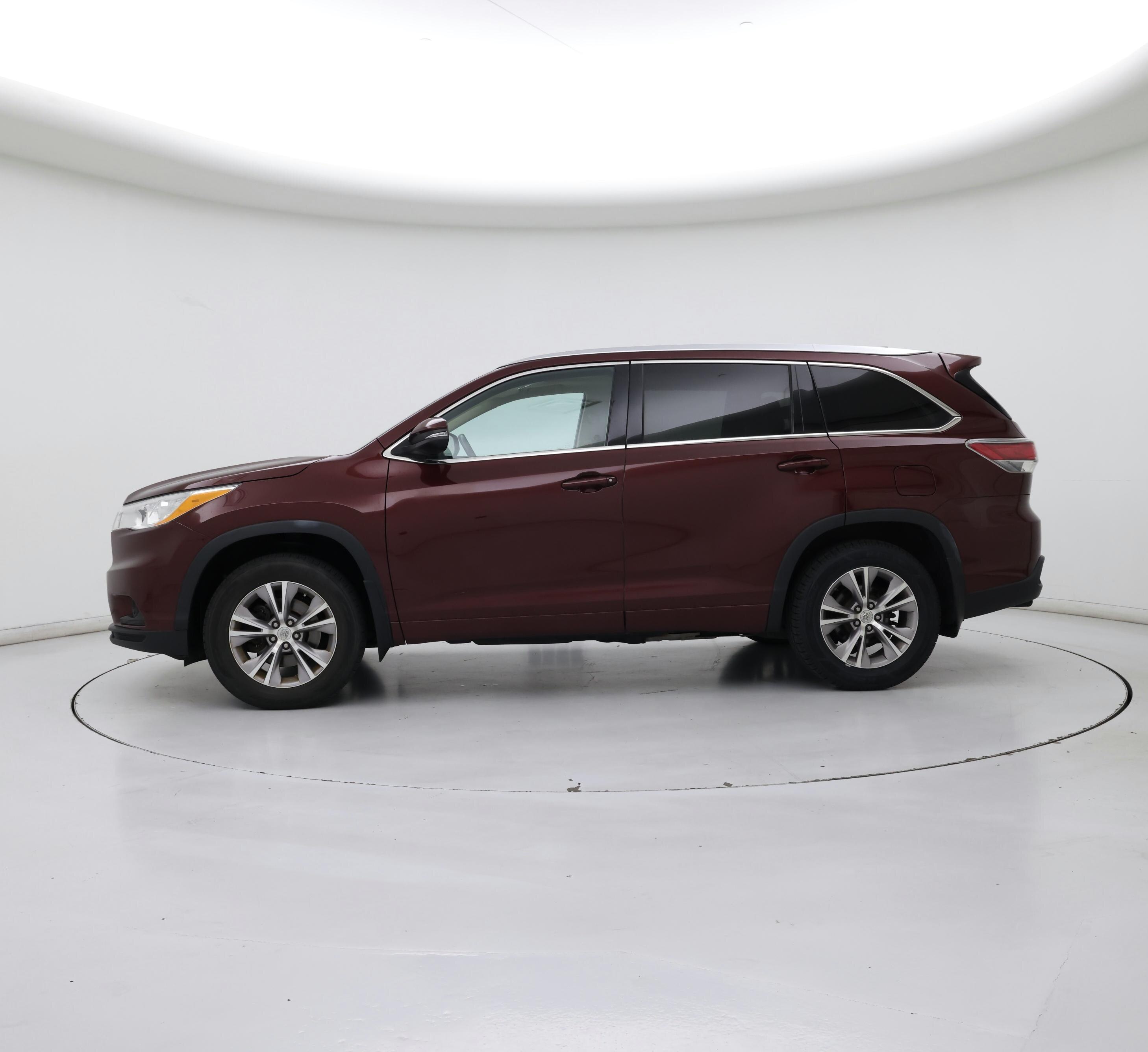 Thumbnail: 2014 Toyota Highlander - 3