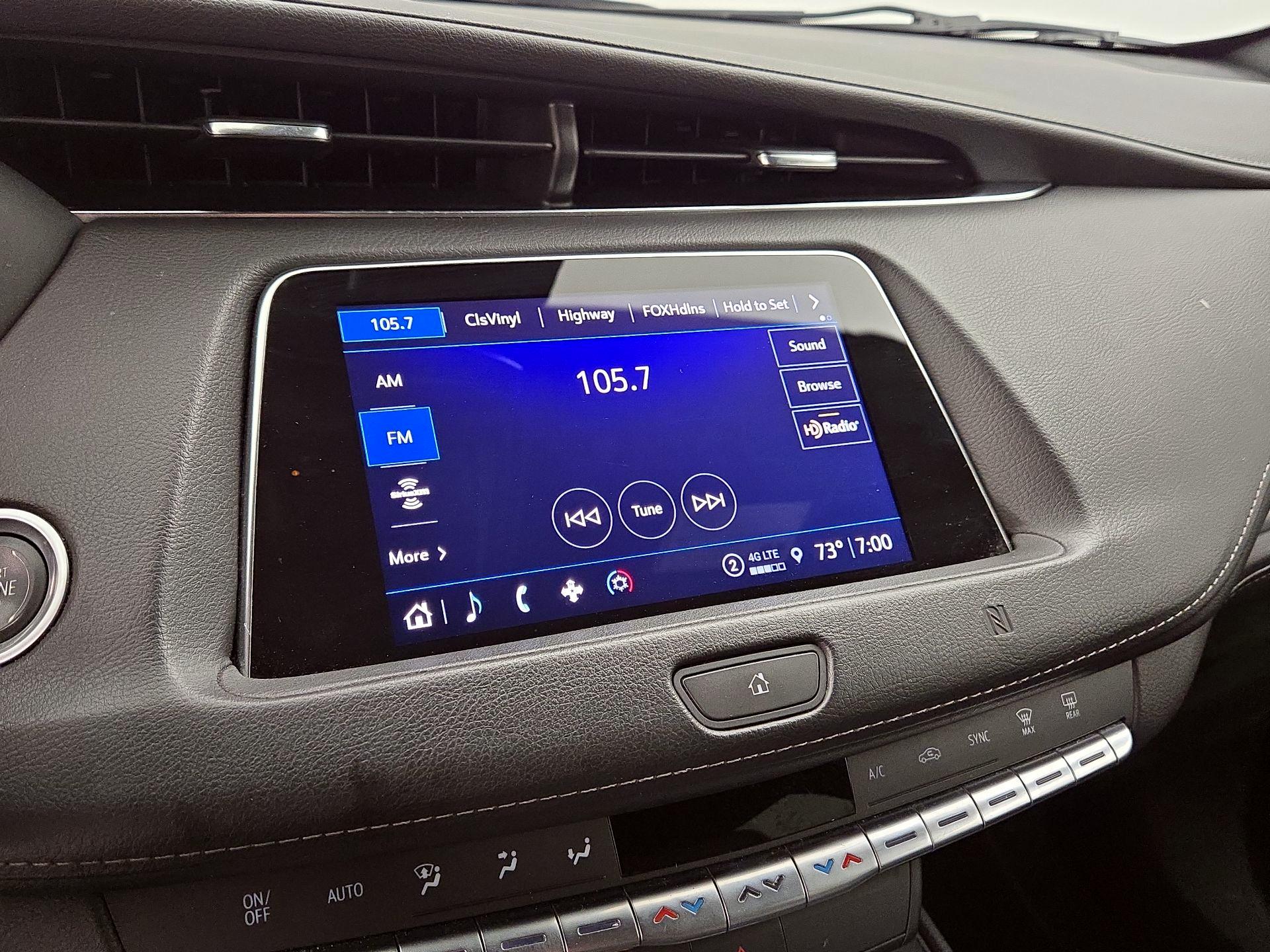 Thumbnail: 2021 Cadillac XT4 - 15