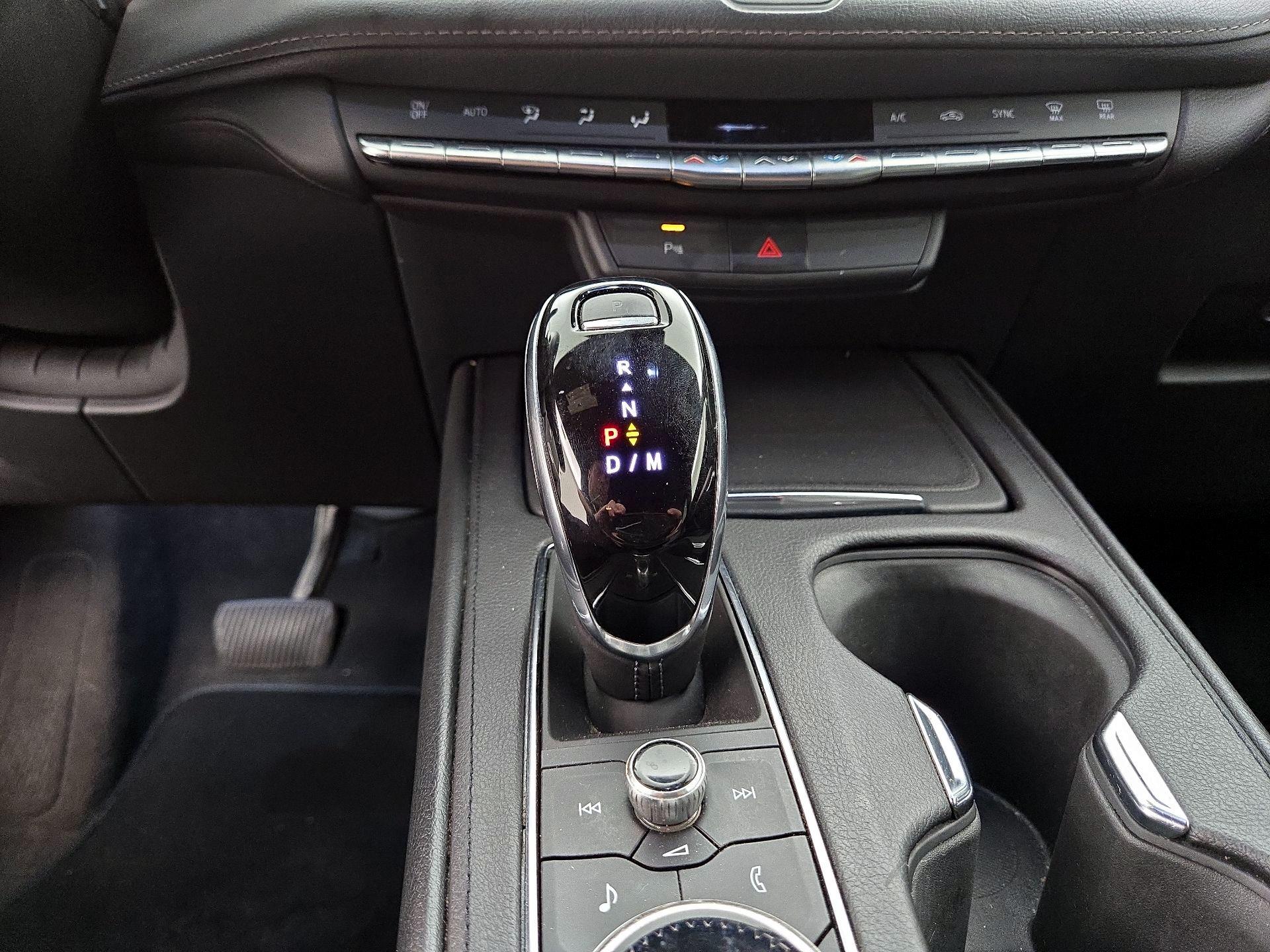 Thumbnail: 2021 Cadillac XT4 - 17